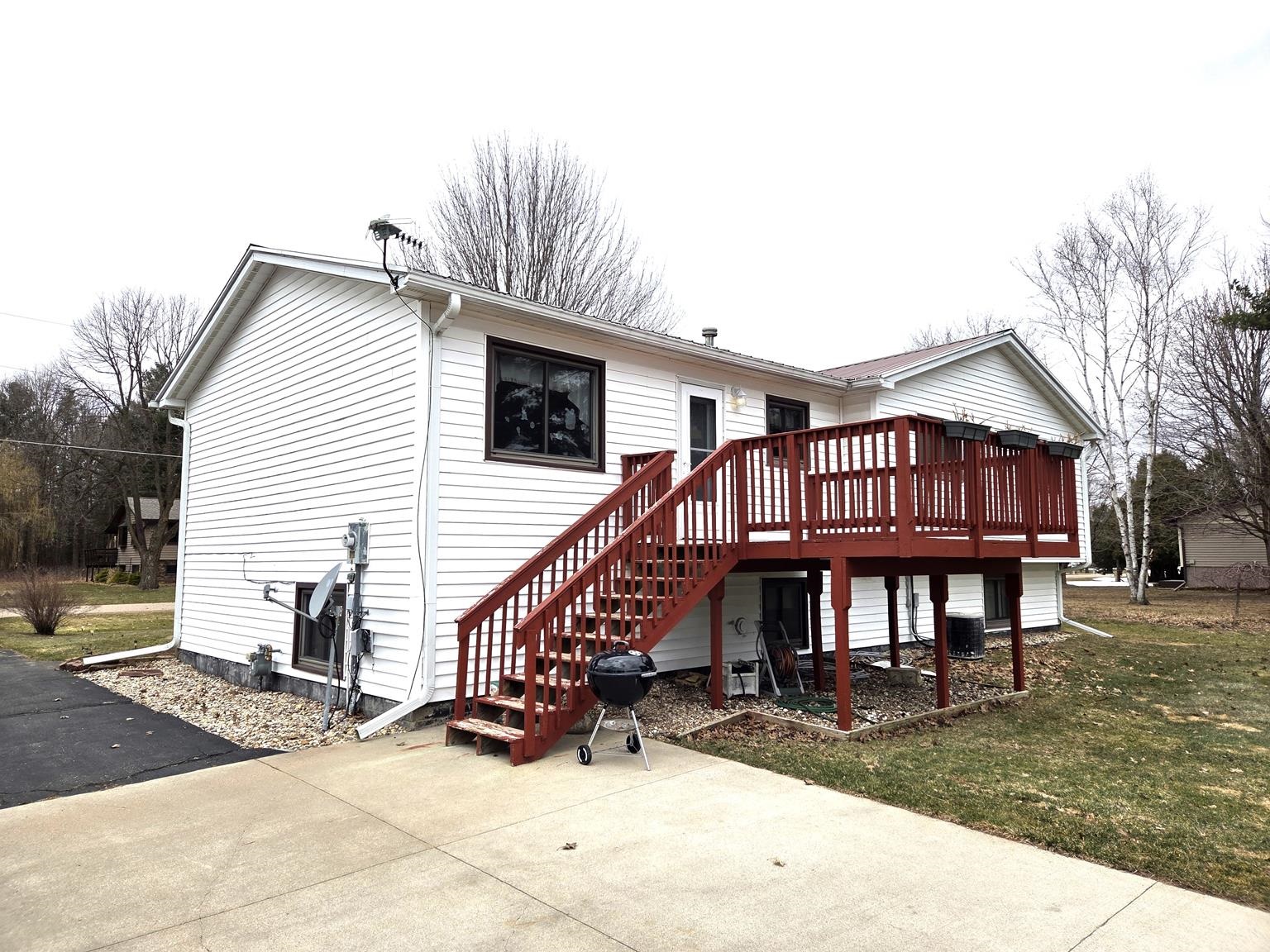 6256 HELLER STREET, Vesper, Wisconsin 54489, 5 Bedrooms Bedrooms, ,3 BathroomsBathrooms,Residential,For Sale,6256 HELLER STREET,22601205