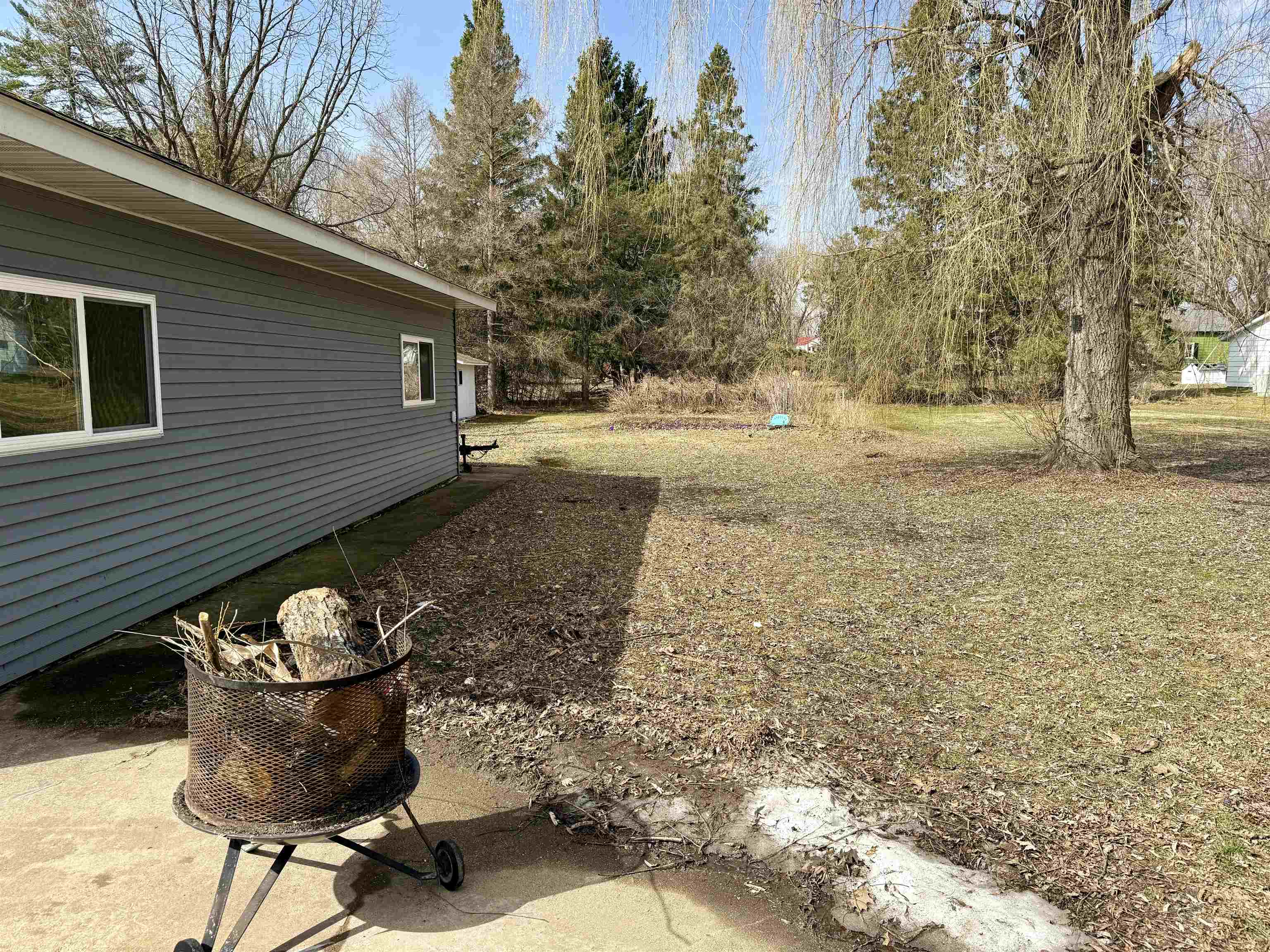 227 S 7TH STREET, Medford, Wisconsin 54451, 4 Bedrooms Bedrooms, ,2 BathroomsBathrooms,Residential,For Sale,227 S 7TH STREET,22601209