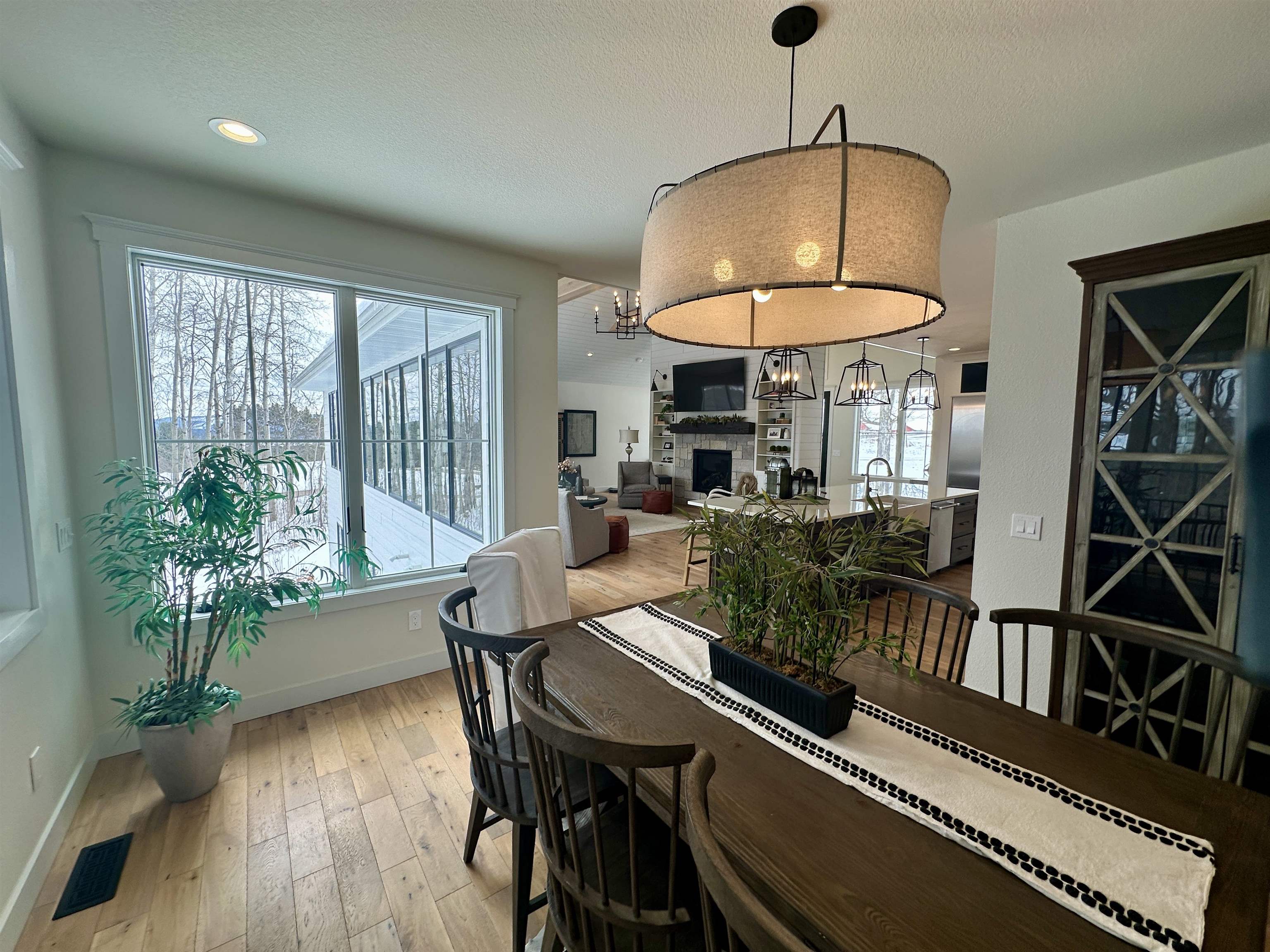 6050 W CASSIDY DRIVE, Wausau, Wisconsin 54401, 5 Bedrooms Bedrooms, ,3 BathroomsBathrooms,Residential,For Sale,6050 W CASSIDY DRIVE,22601212