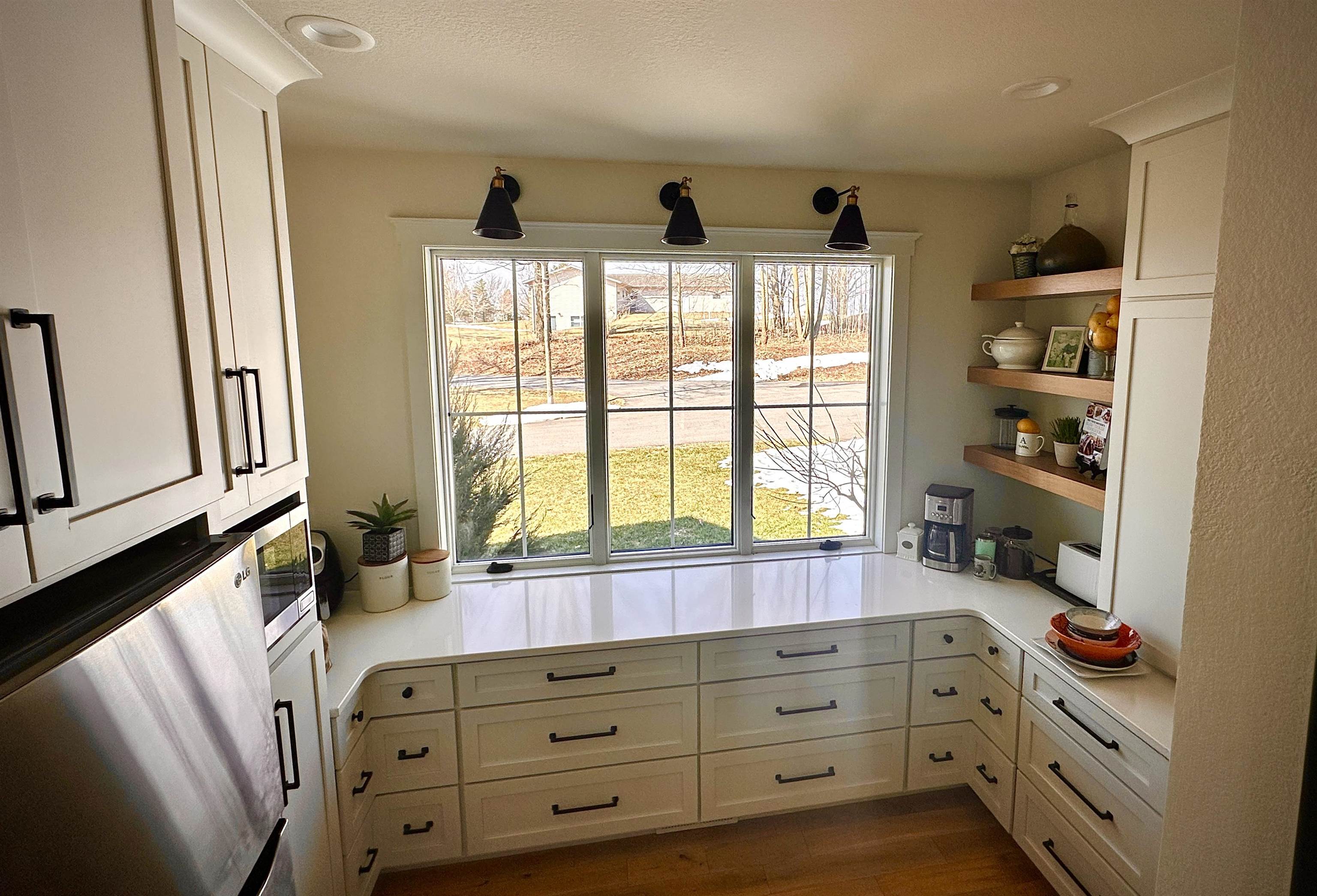 6050 W CASSIDY DRIVE, Wausau, Wisconsin 54401, 5 Bedrooms Bedrooms, ,3 BathroomsBathrooms,Residential,For Sale,6050 W CASSIDY DRIVE,22601212