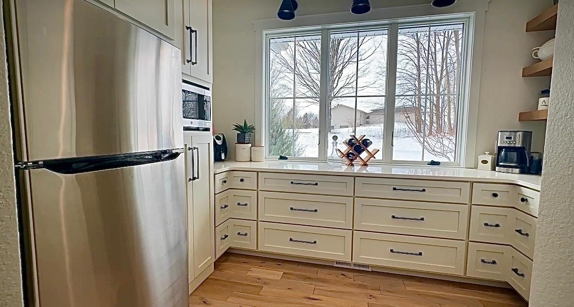 6050 W CASSIDY DRIVE, Wausau, Wisconsin 54401, 5 Bedrooms Bedrooms, ,3 BathroomsBathrooms,Residential,For Sale,6050 W CASSIDY DRIVE,22601212