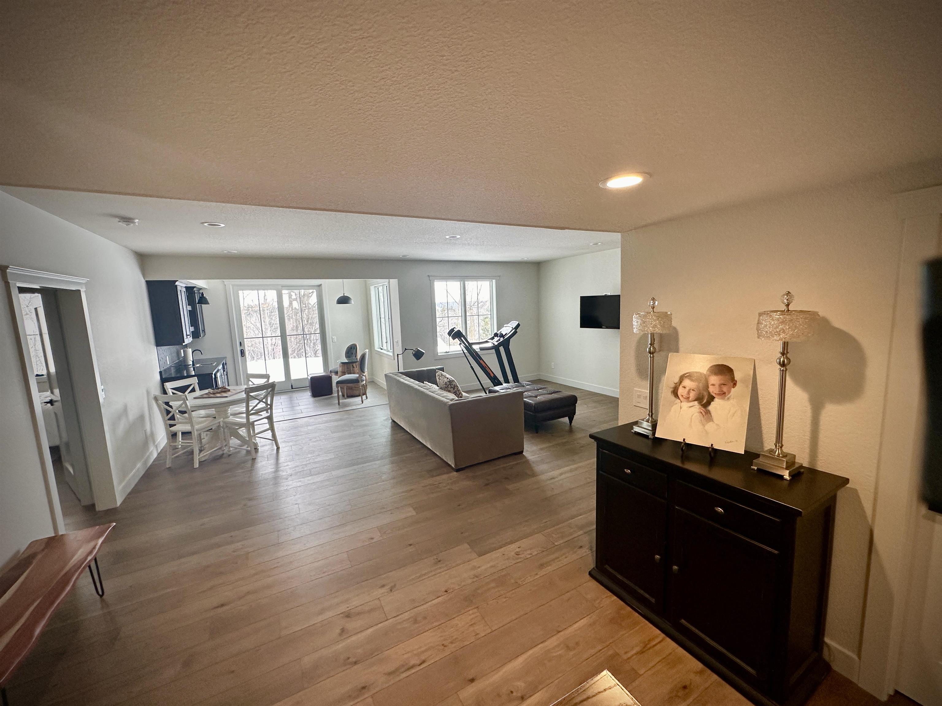 6050 W CASSIDY DRIVE, Wausau, Wisconsin 54401, 5 Bedrooms Bedrooms, ,3 BathroomsBathrooms,Residential,For Sale,6050 W CASSIDY DRIVE,22601212