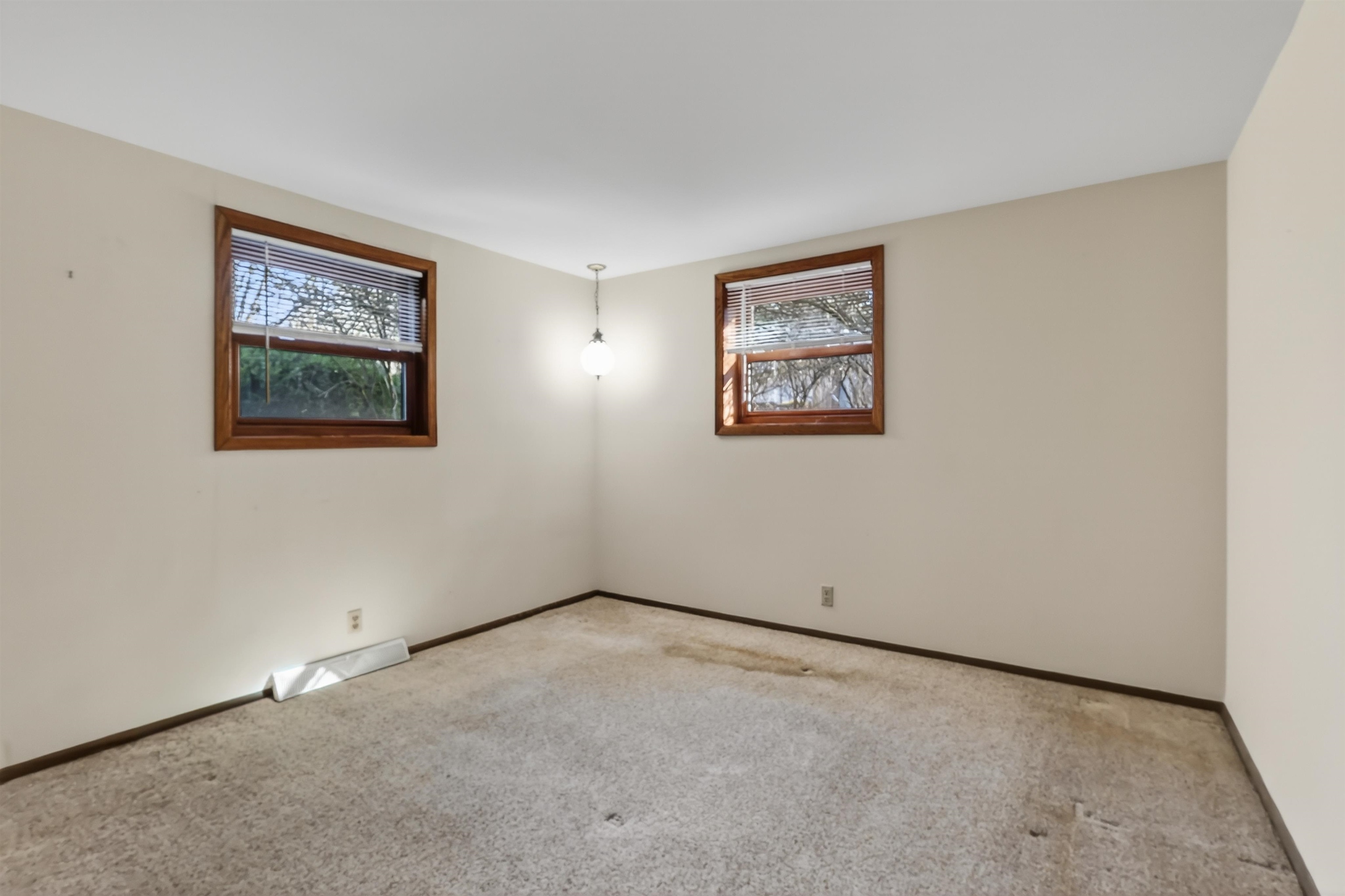 2641 PARKWAY COURT, Wisconsin Rapids, Wisconsin 54494, 4 Bedrooms Bedrooms, ,2 BathroomsBathrooms,Residential,For Sale,2641 PARKWAY COURT,22601214