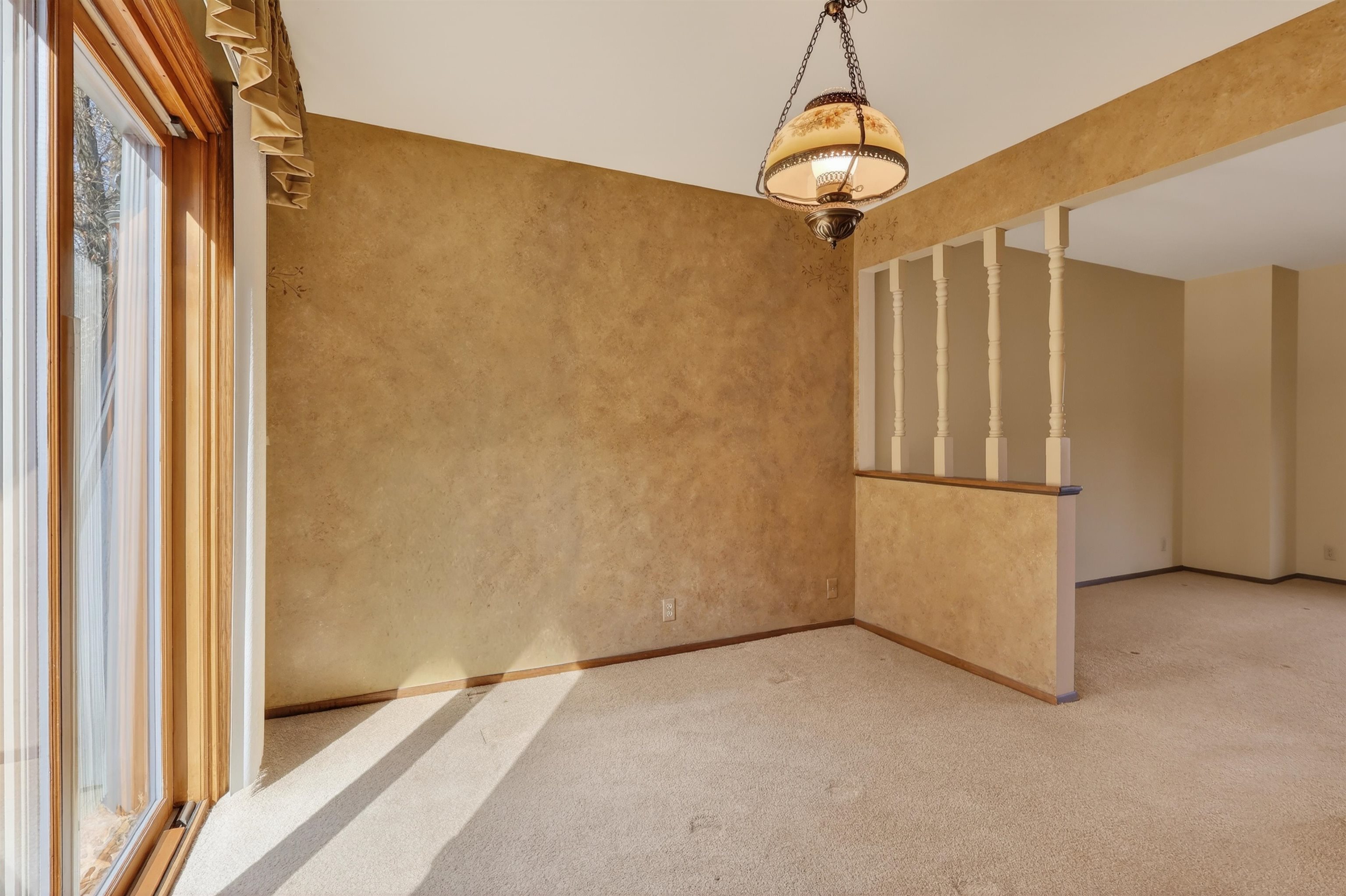 2641 PARKWAY COURT, Wisconsin Rapids, Wisconsin 54494, 4 Bedrooms Bedrooms, ,2 BathroomsBathrooms,Residential,For Sale,2641 PARKWAY COURT,22601214
