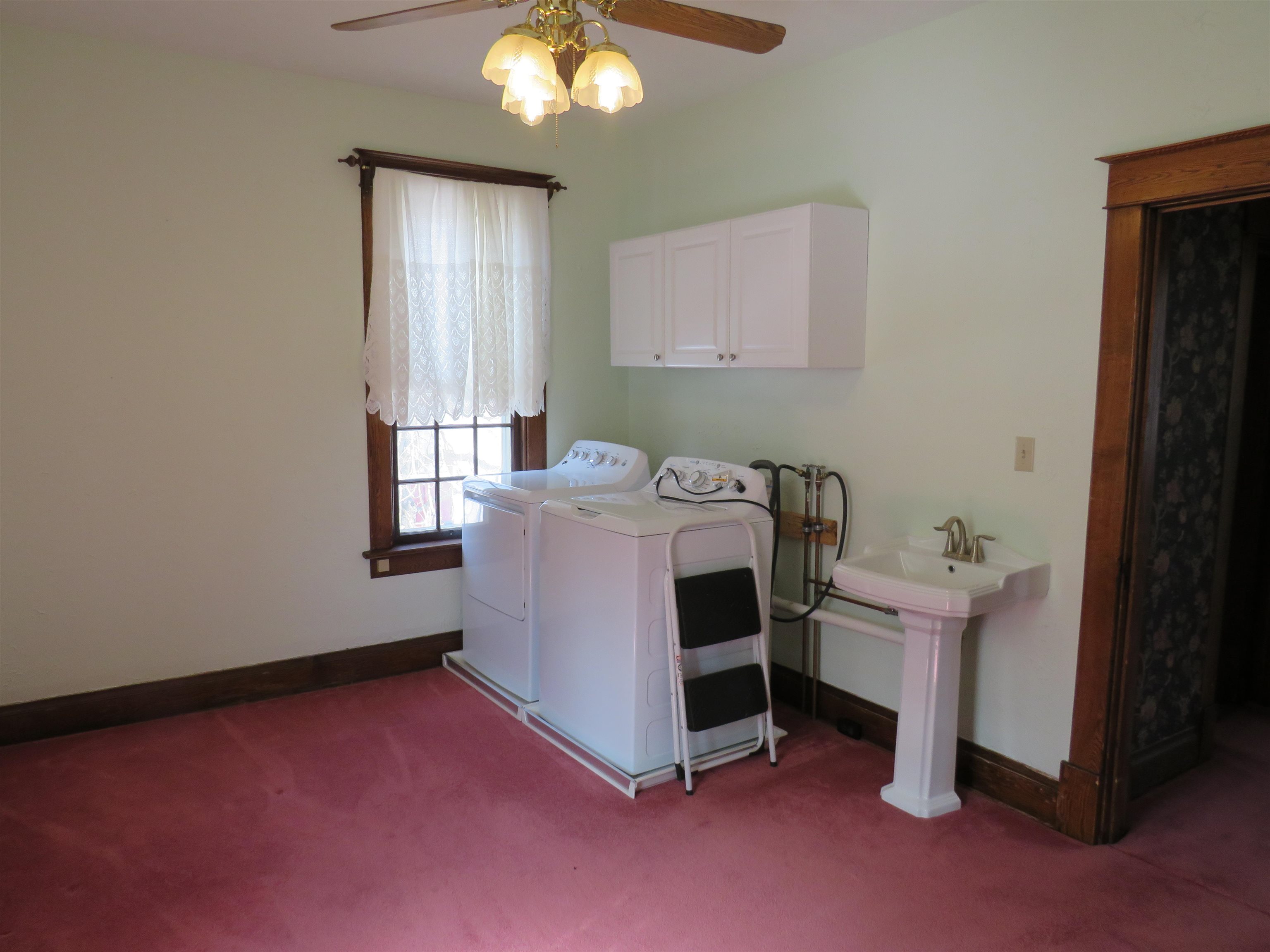 709 1ST AVENUE, Antigo, Wisconsin 54409, 3 Bedrooms Bedrooms, ,1 BathroomBathrooms,Residential,For Sale,709 1ST AVENUE,22601221