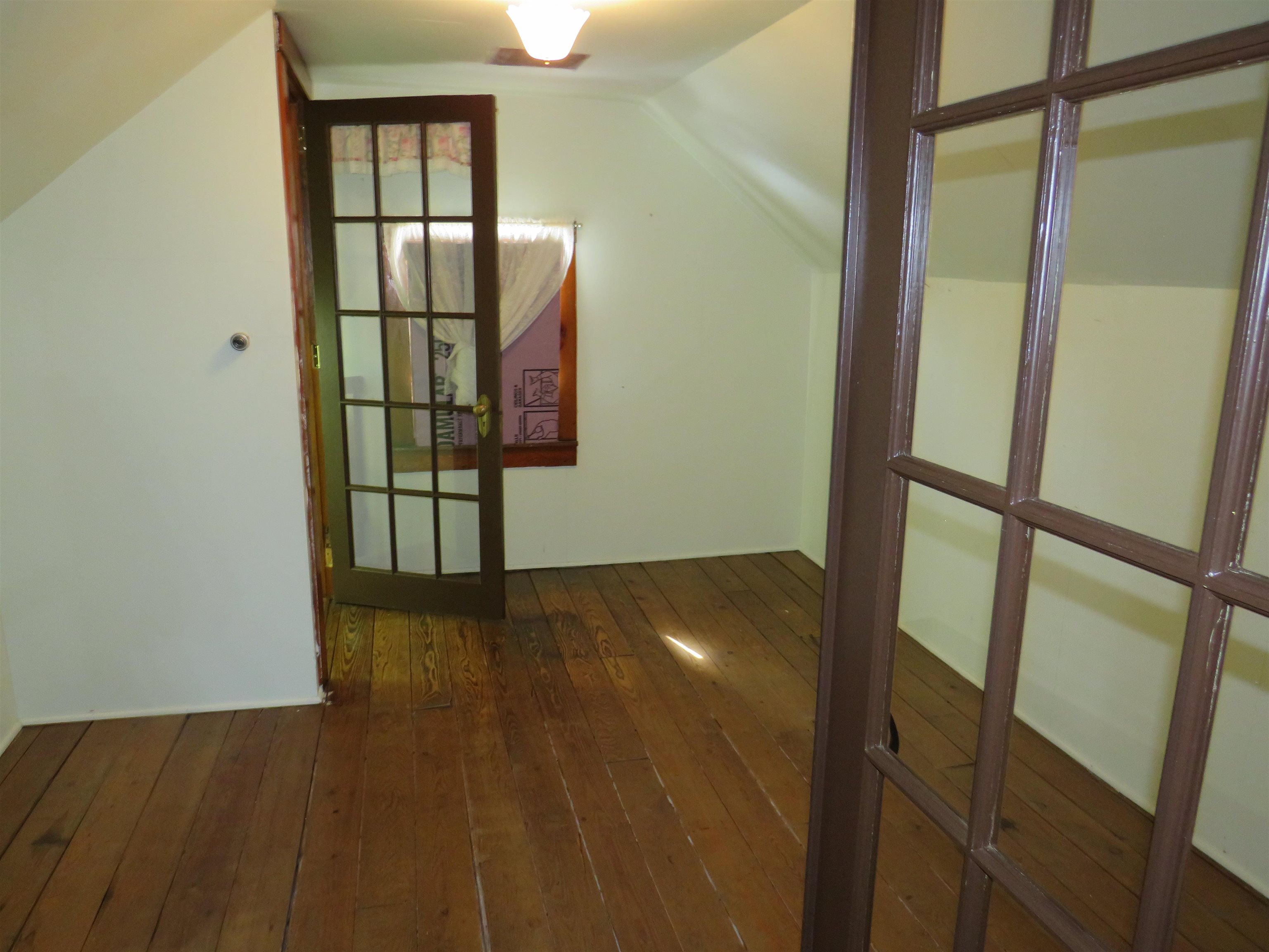 709 1ST AVENUE, Antigo, Wisconsin 54409, 3 Bedrooms Bedrooms, ,1 BathroomBathrooms,Residential,For Sale,709 1ST AVENUE,22601221