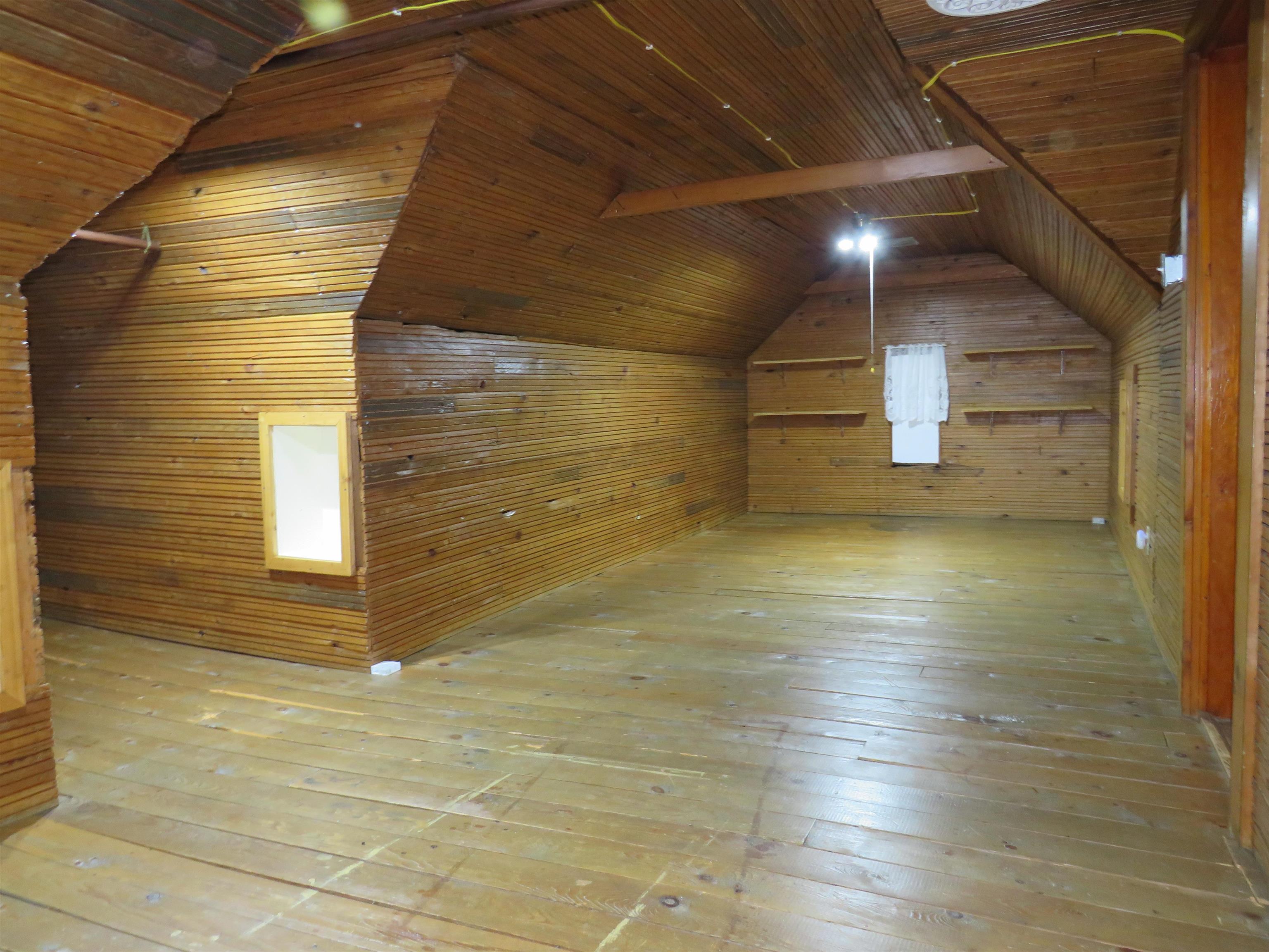 709 1ST AVENUE, Antigo, Wisconsin 54409, 3 Bedrooms Bedrooms, ,1 BathroomBathrooms,Residential,For Sale,709 1ST AVENUE,22601221