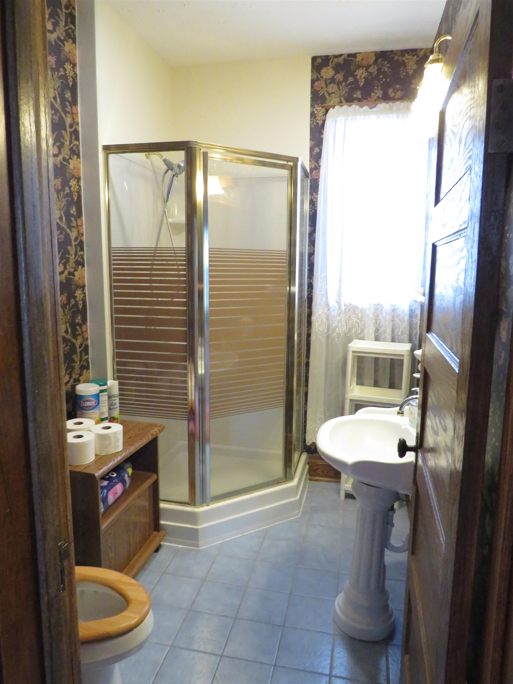 709 1ST AVENUE, Antigo, Wisconsin 54409, 3 Bedrooms Bedrooms, ,1 BathroomBathrooms,Residential,For Sale,709 1ST AVENUE,22601221