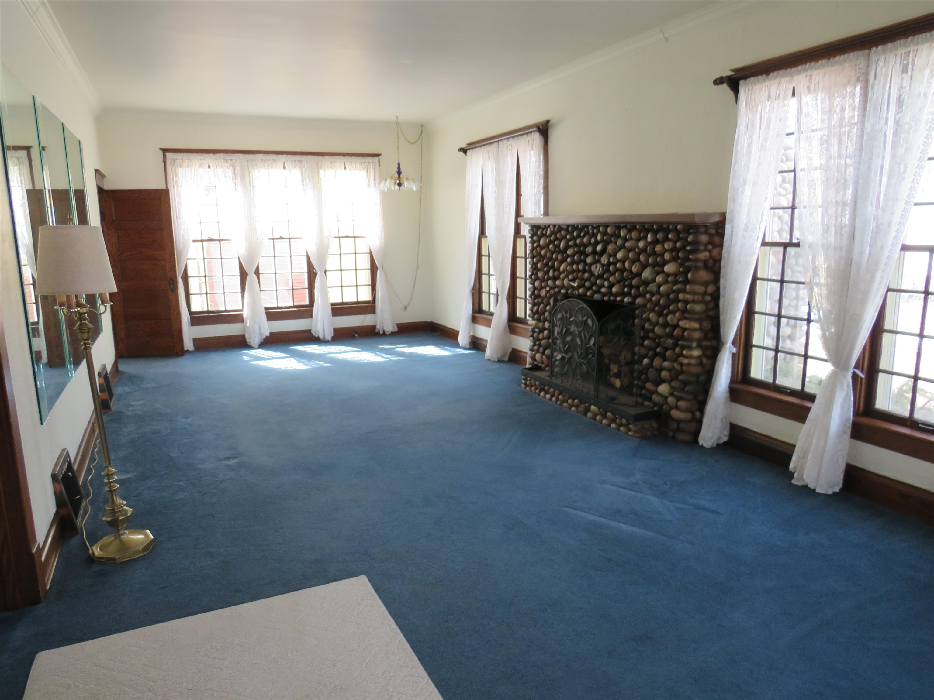709 1ST AVENUE, Antigo, Wisconsin 54409, 3 Bedrooms Bedrooms, ,1 BathroomBathrooms,Residential,For Sale,709 1ST AVENUE,22601221