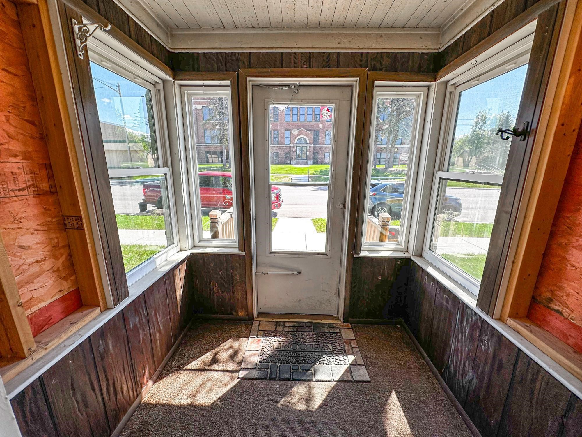 421 N 2ND AVENUE, Park Falls, Wisconsin 54552, 5 Bedrooms Bedrooms, ,2 BathroomsBathrooms,Residential,For Sale,421 N 2ND AVENUE,22601223