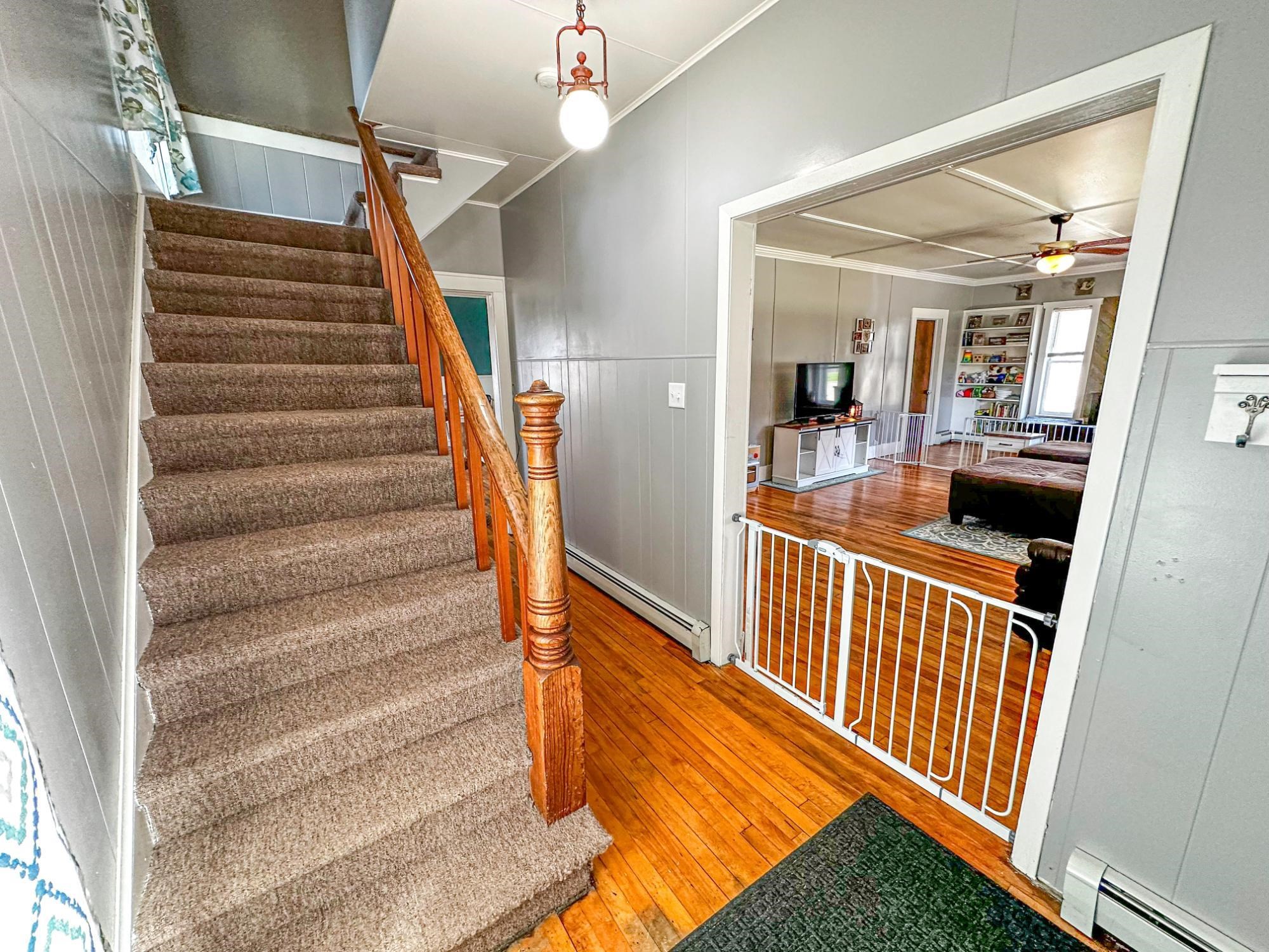 421 N 2ND AVENUE, Park Falls, Wisconsin 54552, 5 Bedrooms Bedrooms, ,2 BathroomsBathrooms,Residential,For Sale,421 N 2ND AVENUE,22601223