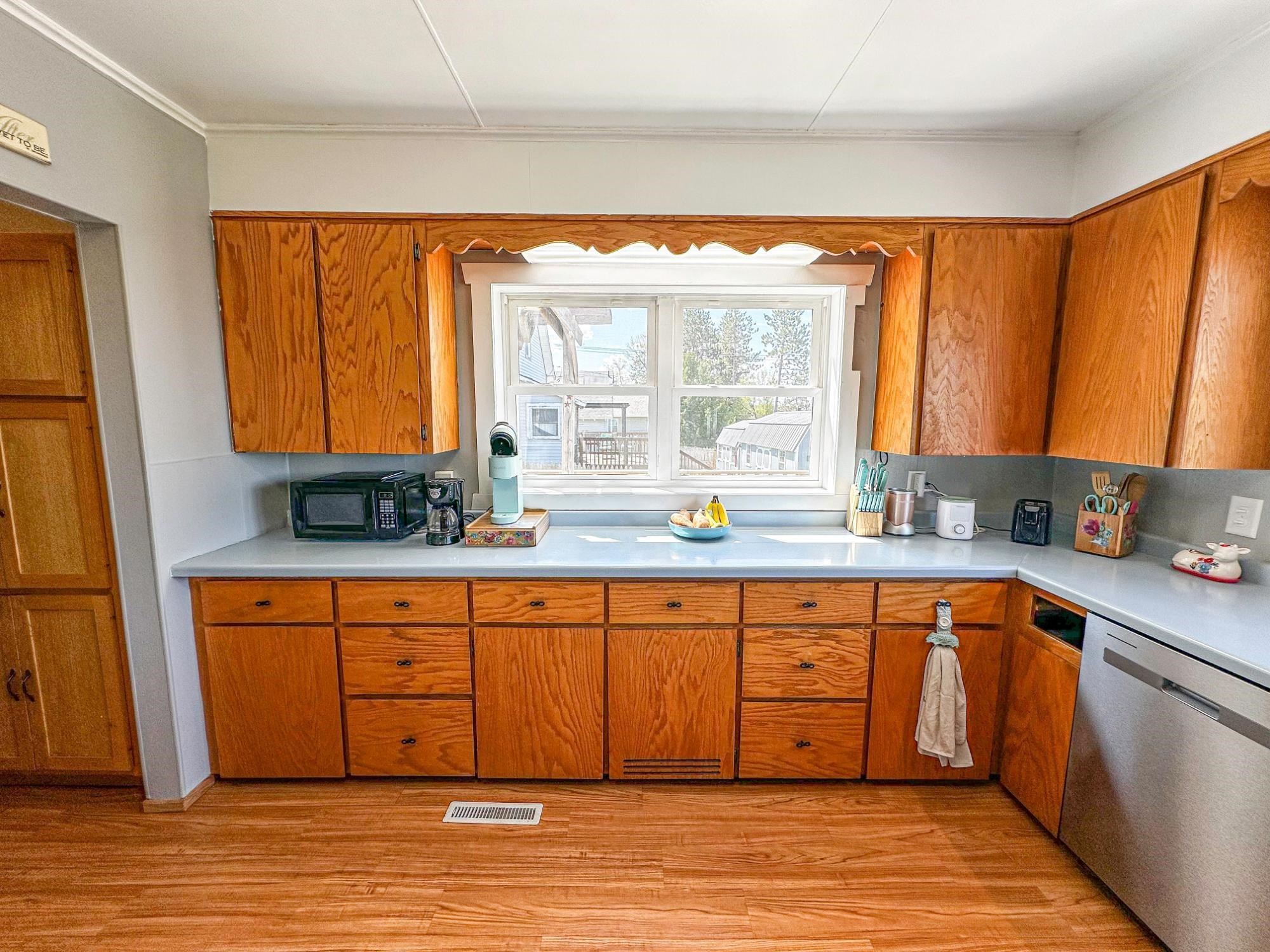 421 N 2ND AVENUE, Park Falls, Wisconsin 54552, 5 Bedrooms Bedrooms, ,2 BathroomsBathrooms,Residential,For Sale,421 N 2ND AVENUE,22601223