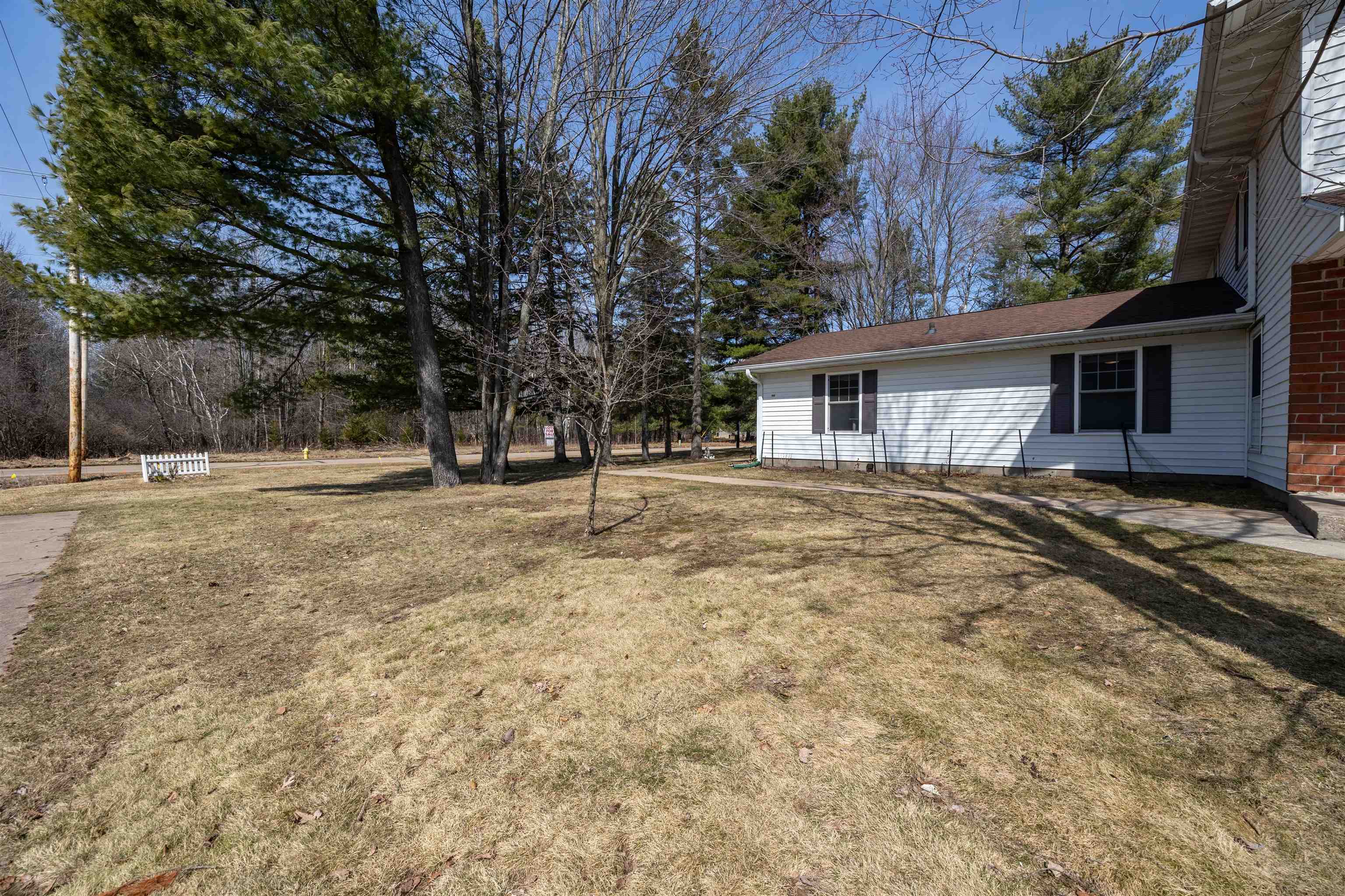 500 JOHNS DRIVE, Stevens Point, Wisconsin 54481, 2 Bedrooms Bedrooms, ,1 BathroomBathrooms,Residential,For Sale,500 JOHNS DRIVE,22601227