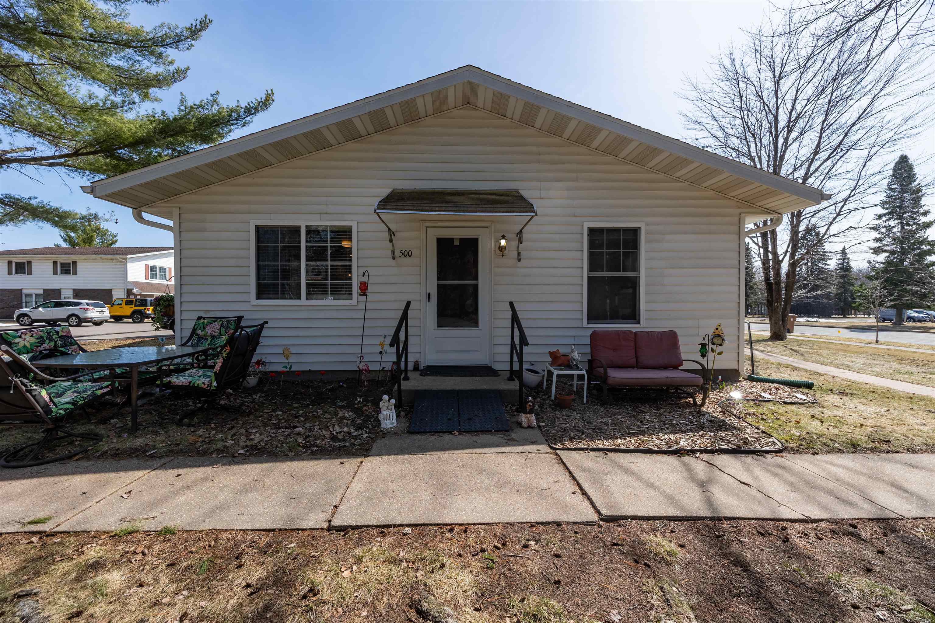 500 JOHNS DRIVE, Stevens Point, Wisconsin 54481, 2 Bedrooms Bedrooms, ,1 BathroomBathrooms,Residential,For Sale,500 JOHNS DRIVE,22601227