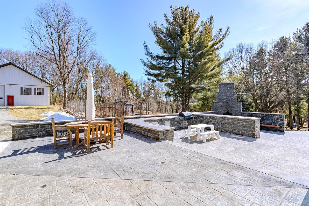 4402 HILLTOP AVENUE, Wausau, Wisconsin 54401, 5 Bedrooms Bedrooms, ,2 BathroomsBathrooms,Residential,For Sale,4402 HILLTOP AVENUE,22601230