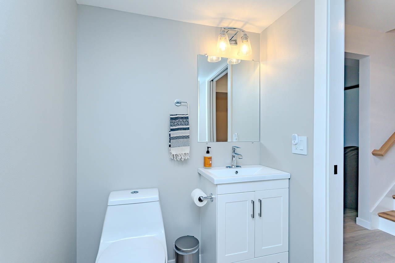 4402 HILLTOP AVENUE, Wausau, Wisconsin 54401, 5 Bedrooms Bedrooms, ,2 BathroomsBathrooms,Residential,For Sale,4402 HILLTOP AVENUE,22601230