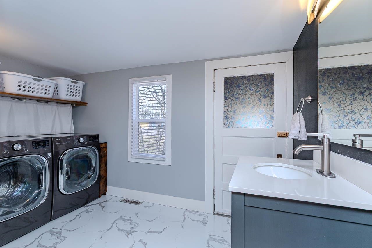 2410 STURDEVANT STREET, Merrill, Wisconsin 54452, 3 Bedrooms Bedrooms, ,1 BathroomBathrooms,Residential,For Sale,2410 STURDEVANT STREET,22601235