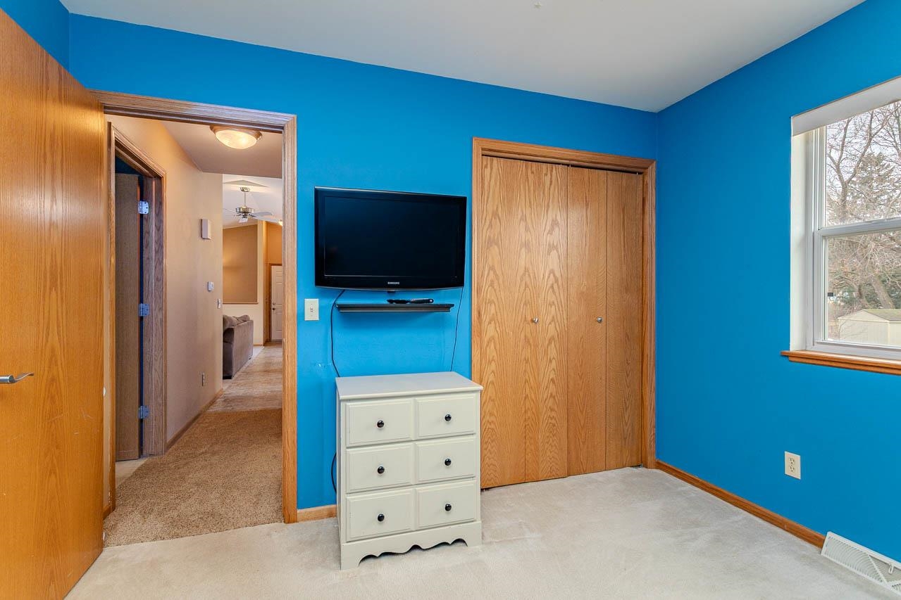 210 PEGGY LANE, Rothschild, Wisconsin 54474, 3 Bedrooms Bedrooms, ,3 BathroomsBathrooms,Residential,For Sale,210 PEGGY LANE,22601238