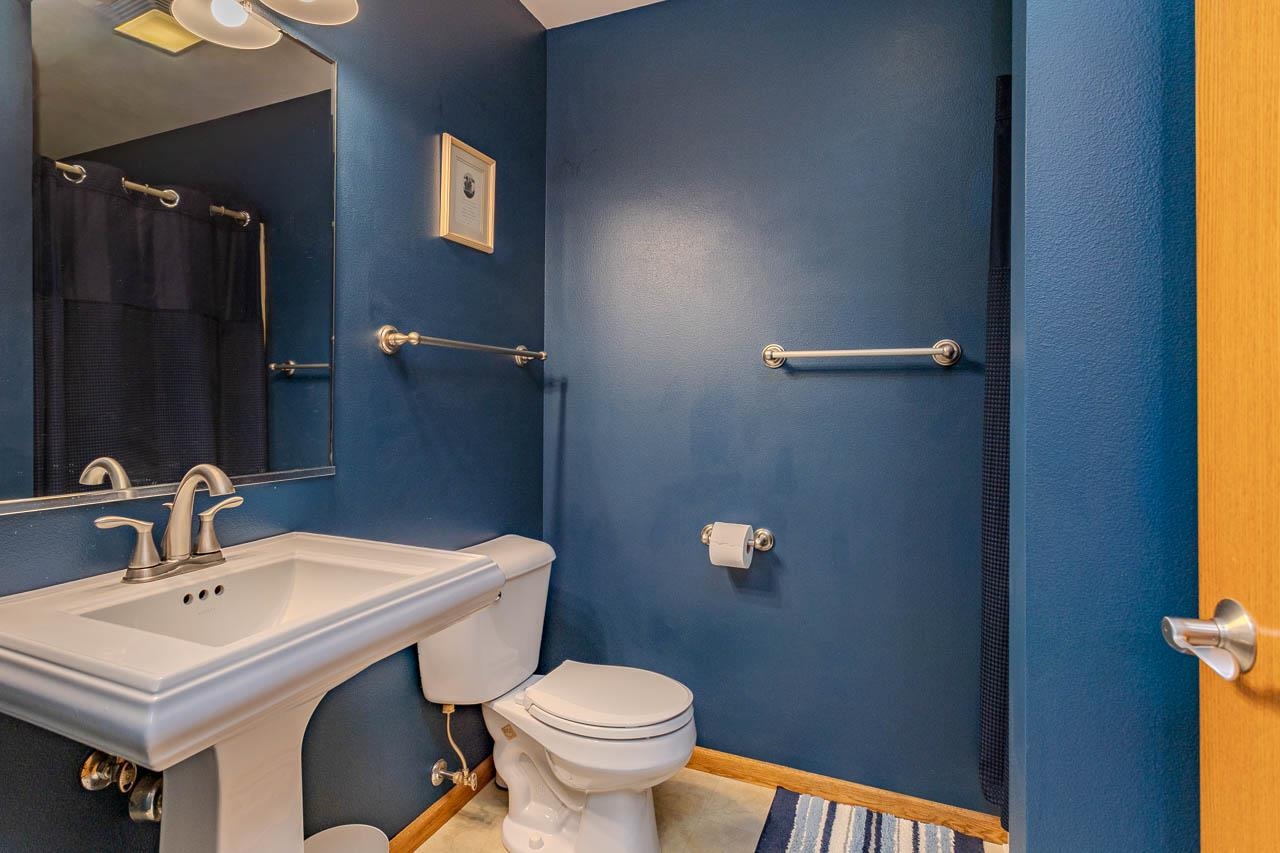 210 PEGGY LANE, Rothschild, Wisconsin 54474, 3 Bedrooms Bedrooms, ,3 BathroomsBathrooms,Residential,For Sale,210 PEGGY LANE,22601238