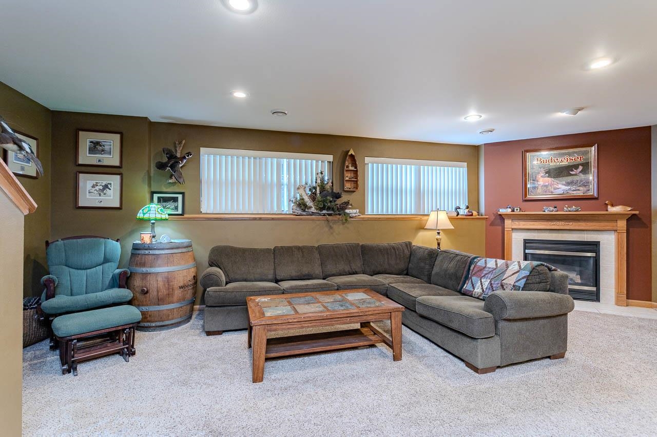 210 PEGGY LANE, Rothschild, Wisconsin 54474, 3 Bedrooms Bedrooms, ,3 BathroomsBathrooms,Residential,For Sale,210 PEGGY LANE,22601238