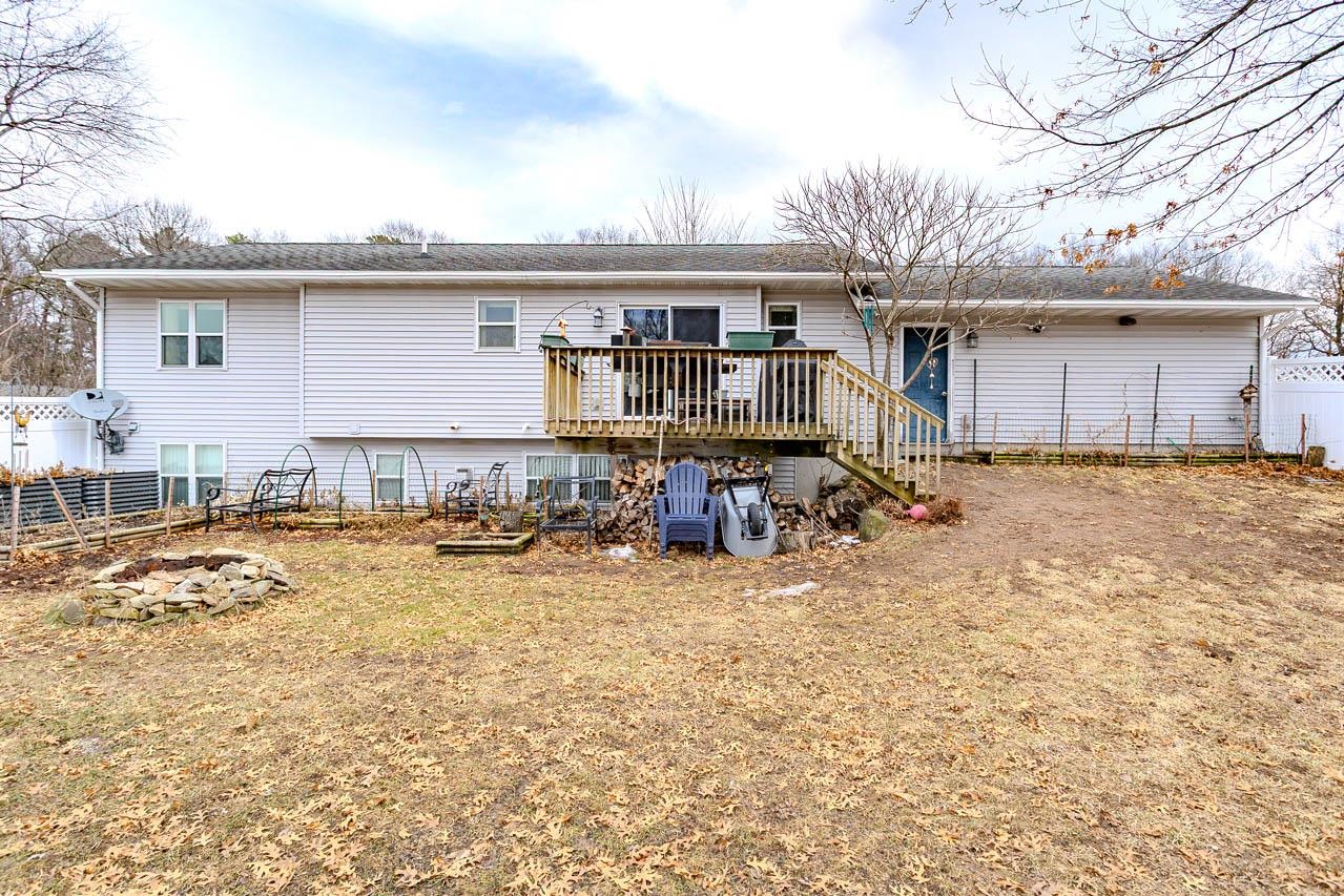 210 PEGGY LANE, Rothschild, Wisconsin 54474, 3 Bedrooms Bedrooms, ,3 BathroomsBathrooms,Residential,For Sale,210 PEGGY LANE,22601238