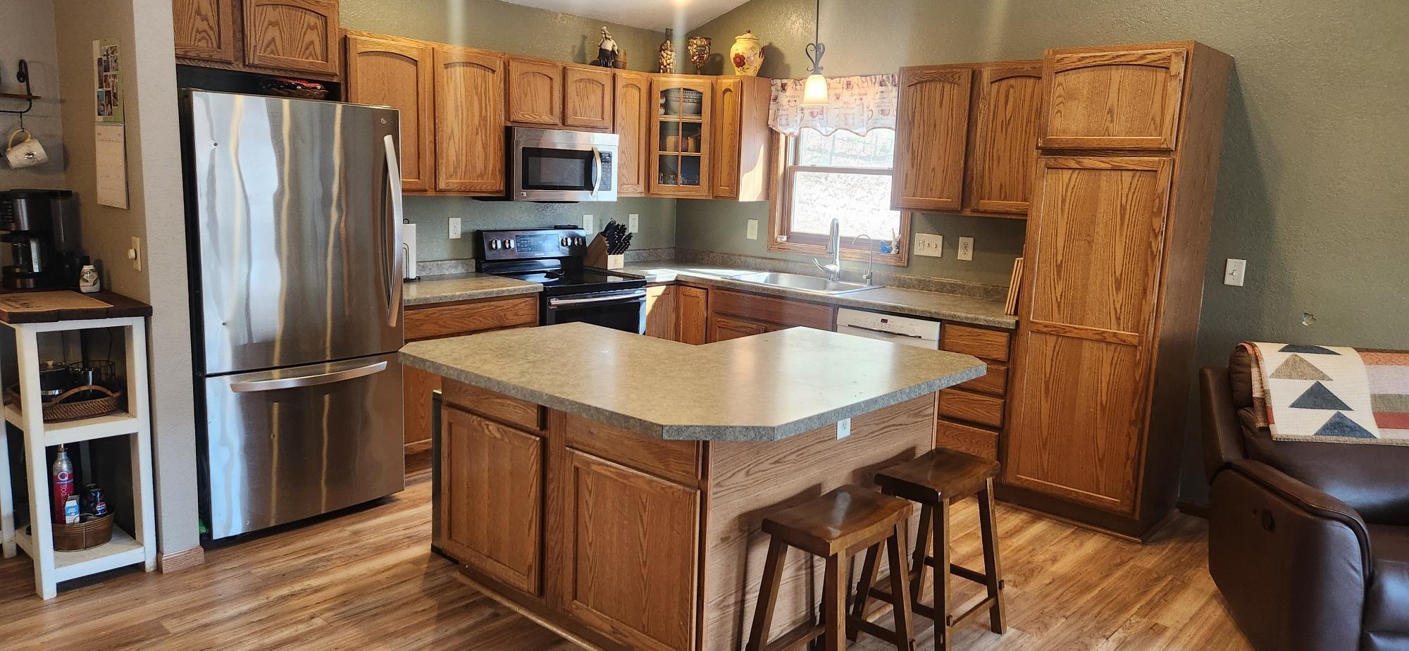 1606 MEADOWVIEW ROAD, Wausau, Wisconsin 54403, 3 Bedrooms Bedrooms, ,3 BathroomsBathrooms,Residential,For Sale,1606 MEADOWVIEW ROAD,22601239