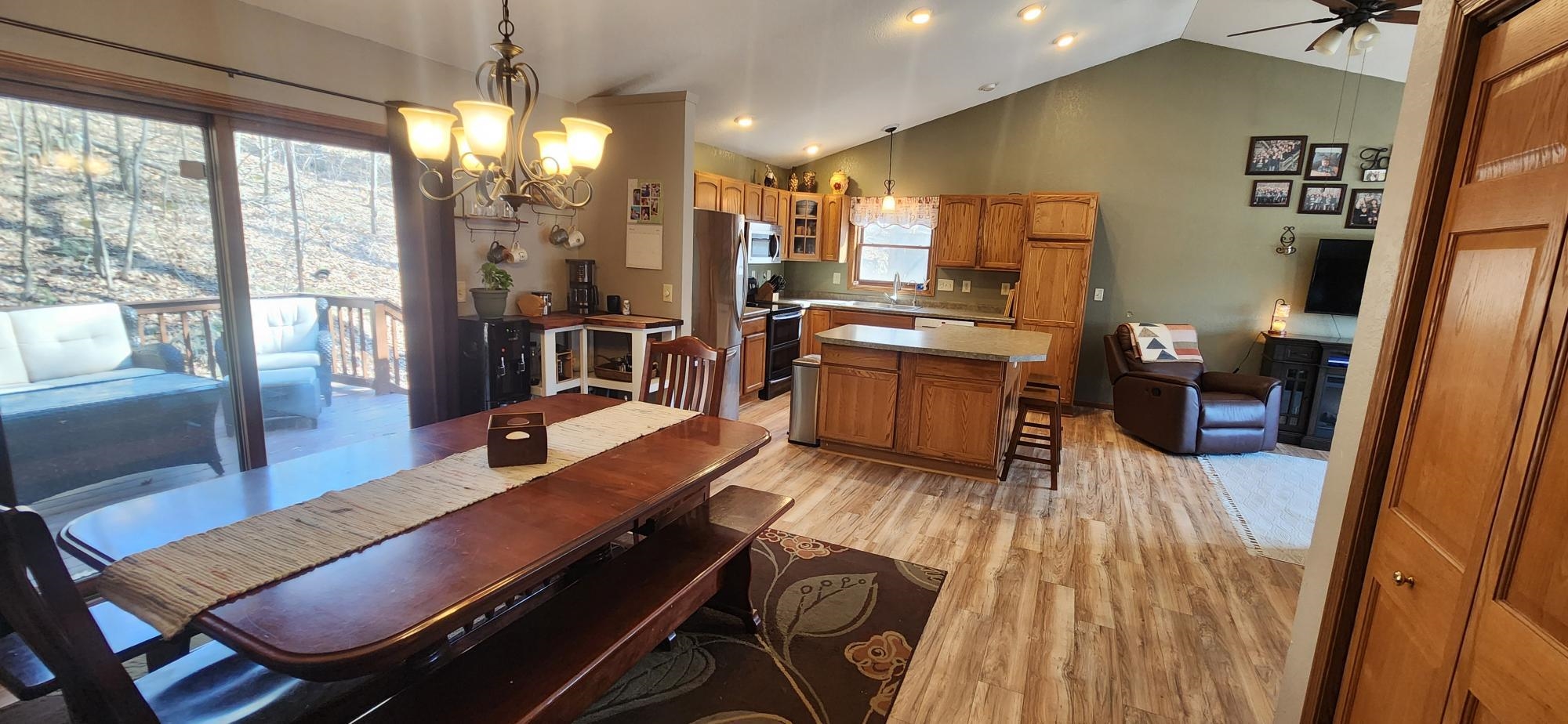 1606 MEADOWVIEW ROAD, Wausau, Wisconsin 54403, 3 Bedrooms Bedrooms, ,3 BathroomsBathrooms,Residential,For Sale,1606 MEADOWVIEW ROAD,22601239