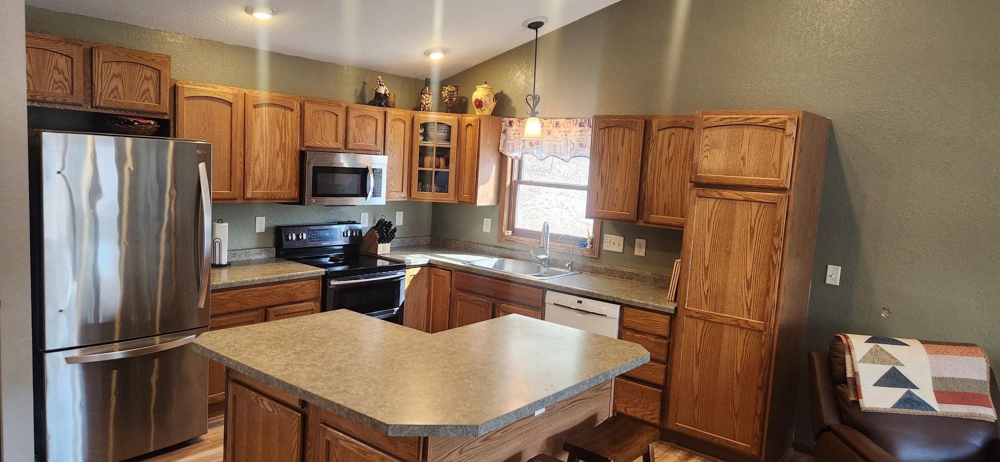 1606 MEADOWVIEW ROAD, Wausau, Wisconsin 54403, 3 Bedrooms Bedrooms, ,3 BathroomsBathrooms,Residential,For Sale,1606 MEADOWVIEW ROAD,22601239