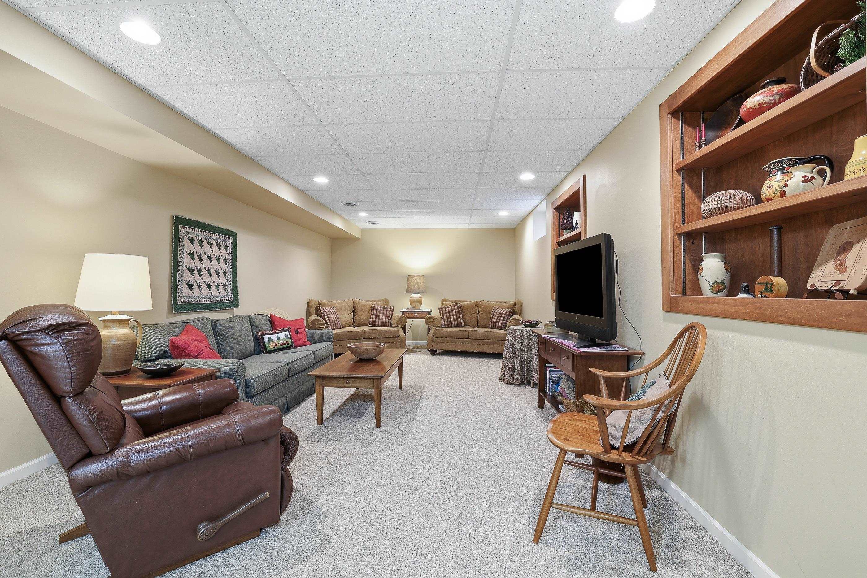 3241 PARKWOOD DRIVE, Stevens Point, Wisconsin 54481, 3 Bedrooms Bedrooms, ,2 BathroomsBathrooms,Residential,For Sale,3241 PARKWOOD DRIVE,22601244