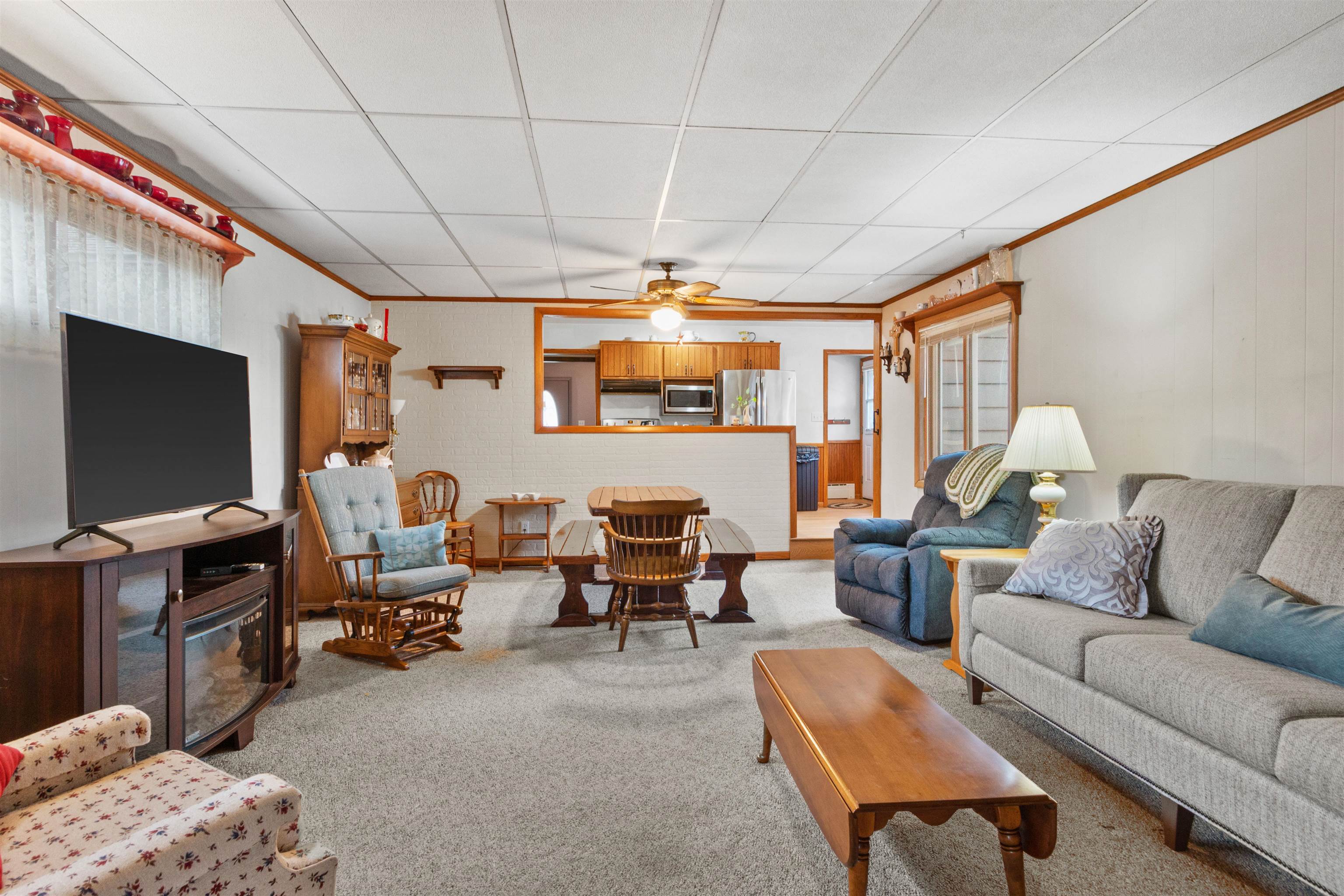 1761 2ND STREET NORTH, Wisconsin Rapids, Wisconsin 54494, 4 Bedrooms Bedrooms, ,3 BathroomsBathrooms,Residential,For Sale,1761 2ND STREET NORTH,22601245