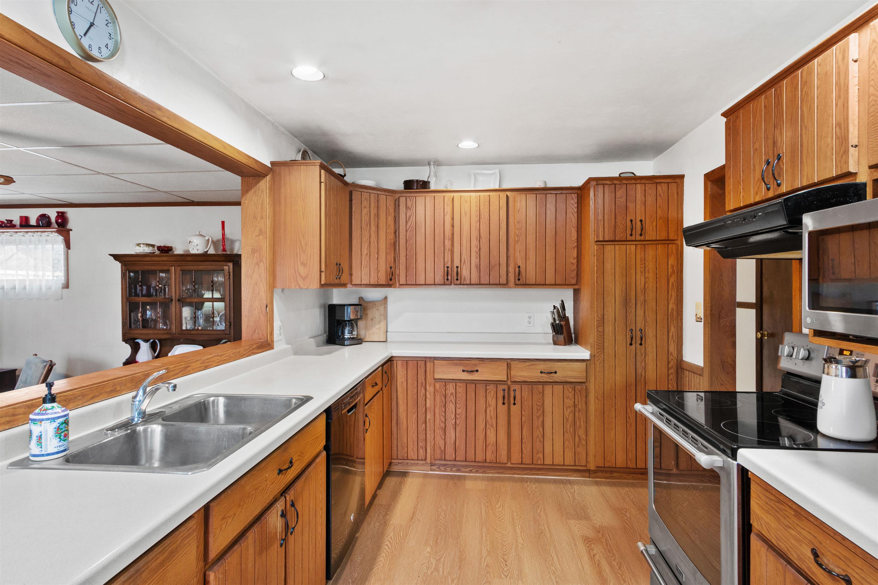 1761 2ND STREET NORTH, Wisconsin Rapids, Wisconsin 54494, 4 Bedrooms Bedrooms, ,3 BathroomsBathrooms,Residential,For Sale,1761 2ND STREET NORTH,22601245