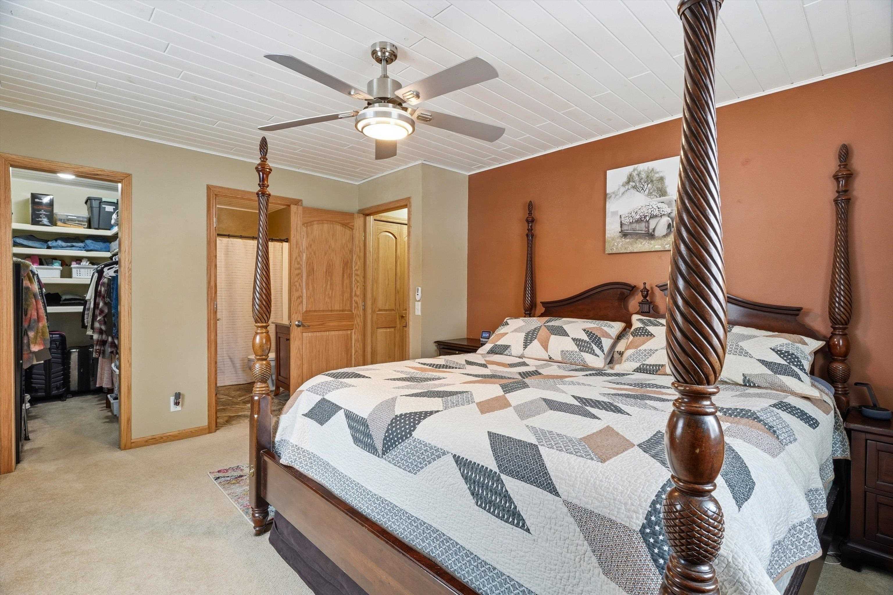 1611 N BROADWAY AVENUE, Marshfield, Wisconsin 54449, 4 Bedrooms Bedrooms, ,2 BathroomsBathrooms,Residential,For Sale,1611 N BROADWAY AVENUE,22601246