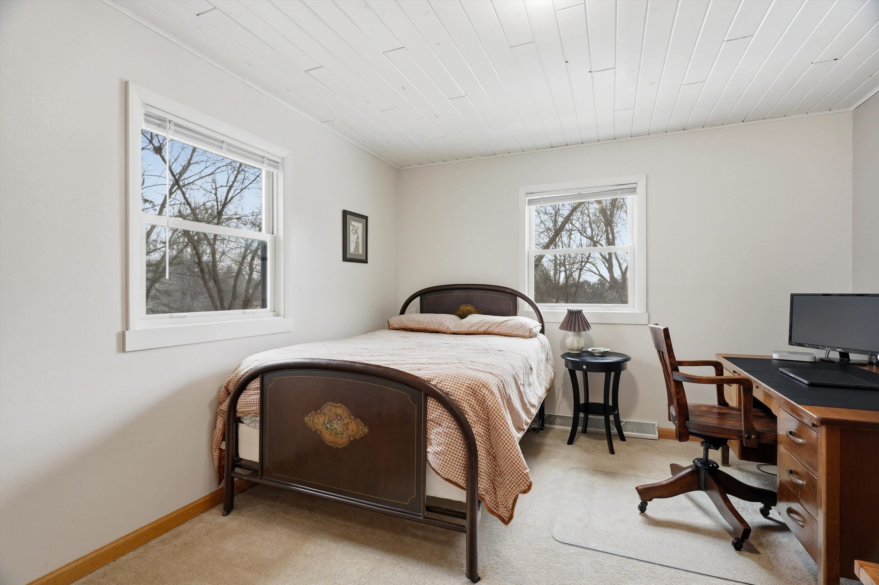 1611 N BROADWAY AVENUE, Marshfield, Wisconsin 54449, 4 Bedrooms Bedrooms, ,2 BathroomsBathrooms,Residential,For Sale,1611 N BROADWAY AVENUE,22601246