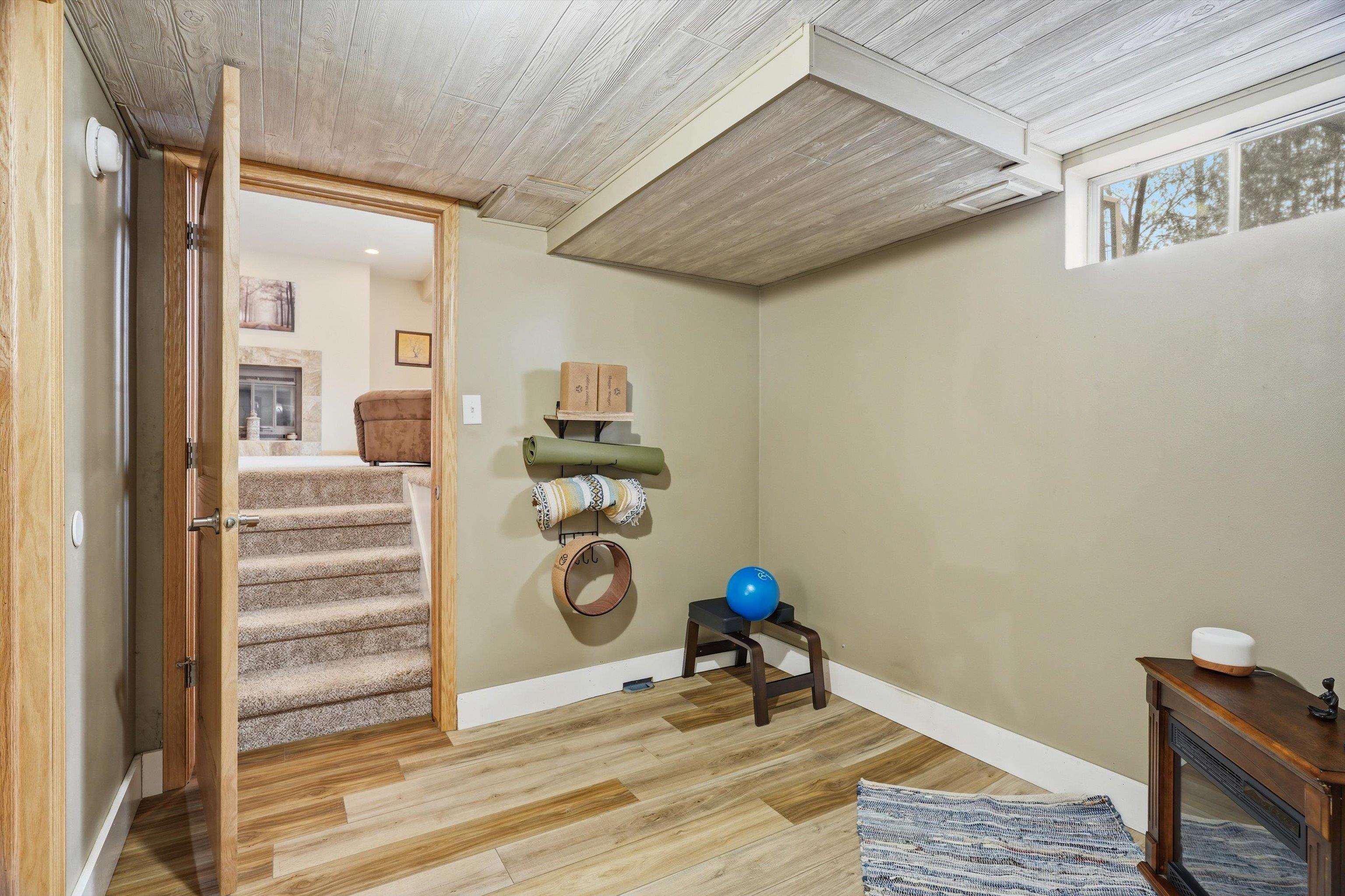 1611 N BROADWAY AVENUE, Marshfield, Wisconsin 54449, 4 Bedrooms Bedrooms, ,2 BathroomsBathrooms,Residential,For Sale,1611 N BROADWAY AVENUE,22601246