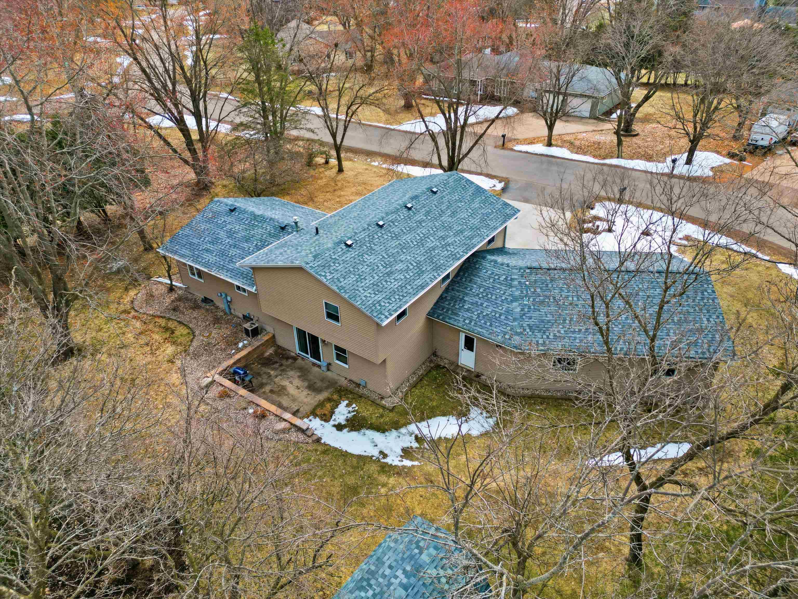 1611 N BROADWAY AVENUE, Marshfield, Wisconsin 54449, 4 Bedrooms Bedrooms, ,2 BathroomsBathrooms,Residential,For Sale,1611 N BROADWAY AVENUE,22601246