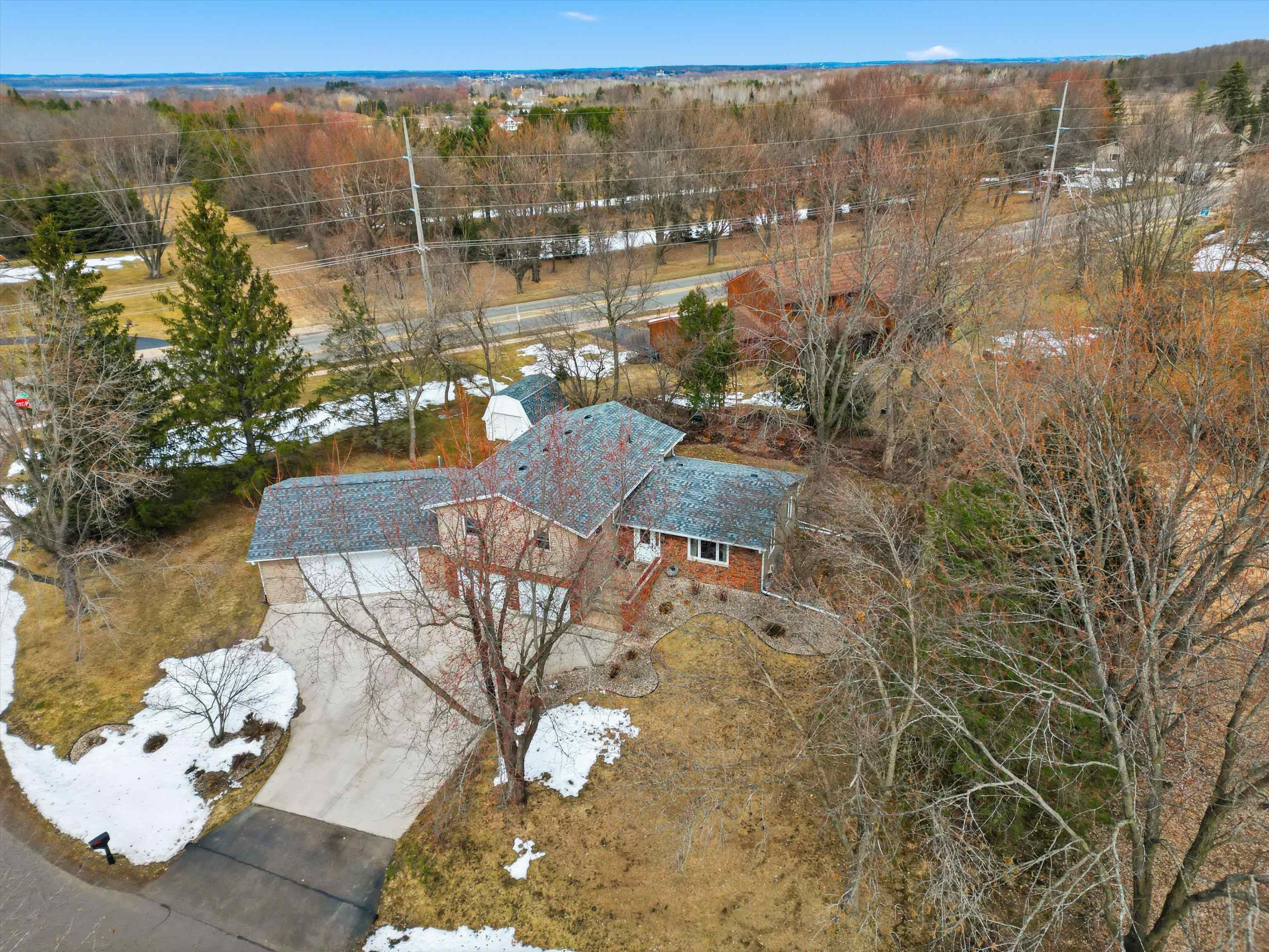 1611 N BROADWAY AVENUE, Marshfield, Wisconsin 54449, 4 Bedrooms Bedrooms, ,2 BathroomsBathrooms,Residential,For Sale,1611 N BROADWAY AVENUE,22601246