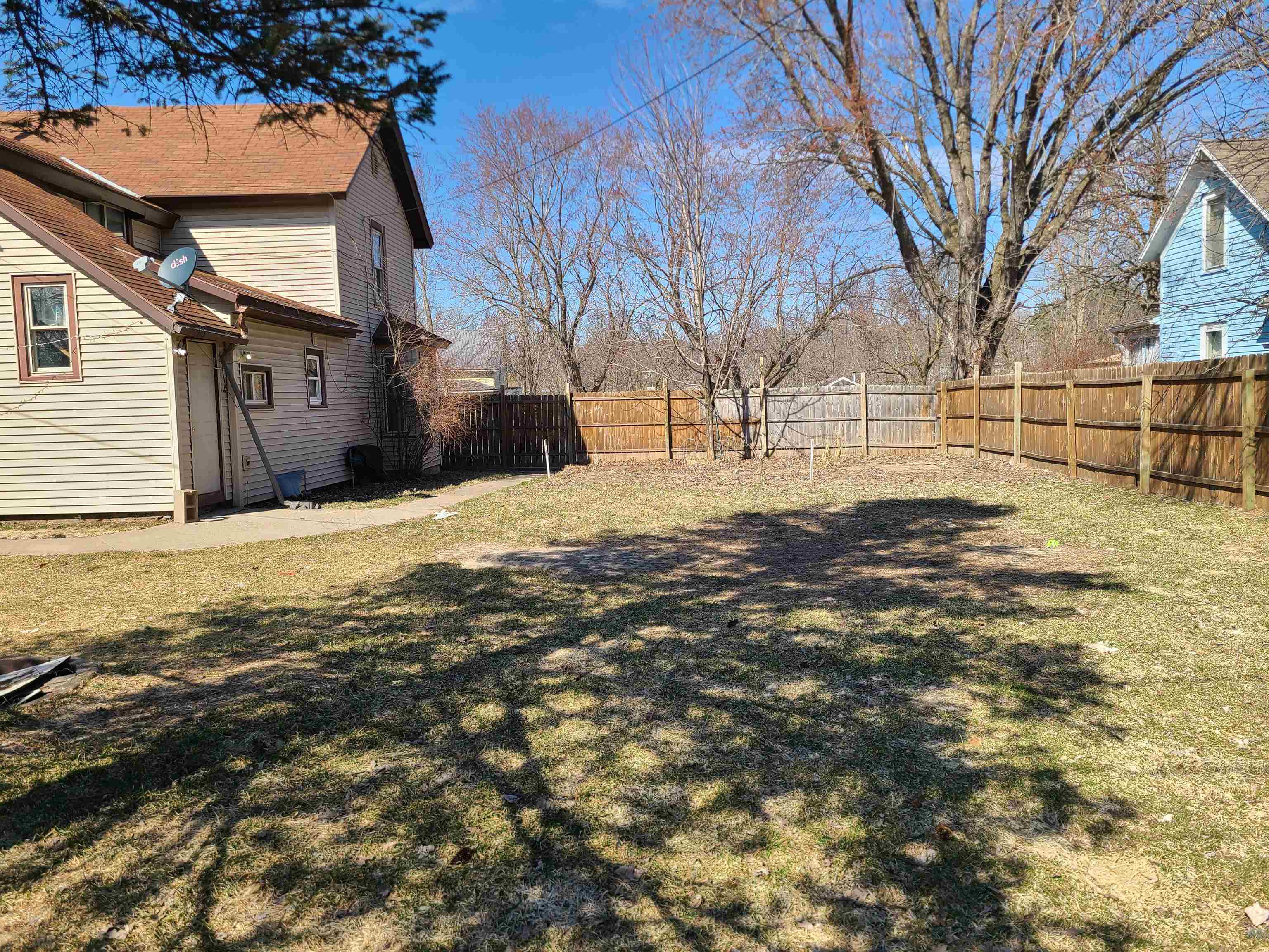 219 E LINCOLN STREET, Augusta, Wisconsin 54722, 4 Bedrooms Bedrooms, ,2 BathroomsBathrooms,Residential,For Sale,219 E LINCOLN STREET,22601247