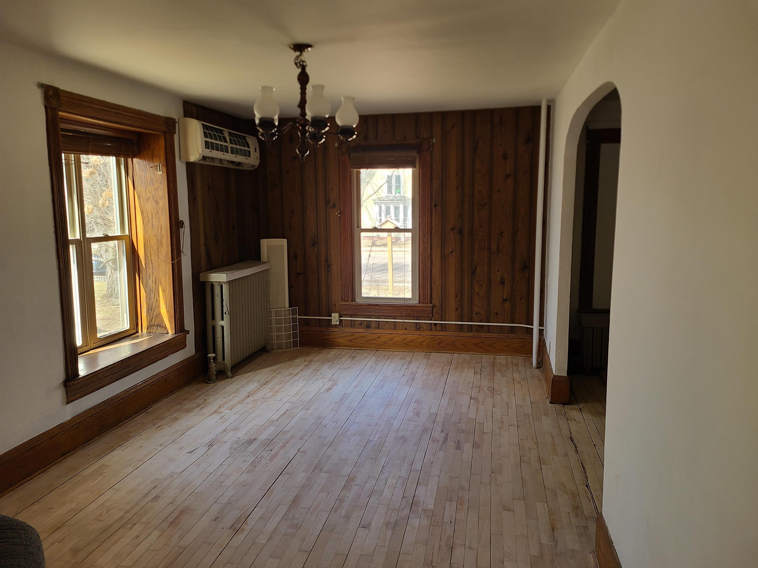 219 E LINCOLN STREET, Augusta, Wisconsin 54722, 4 Bedrooms Bedrooms, ,2 BathroomsBathrooms,Residential,For Sale,219 E LINCOLN STREET,22601247