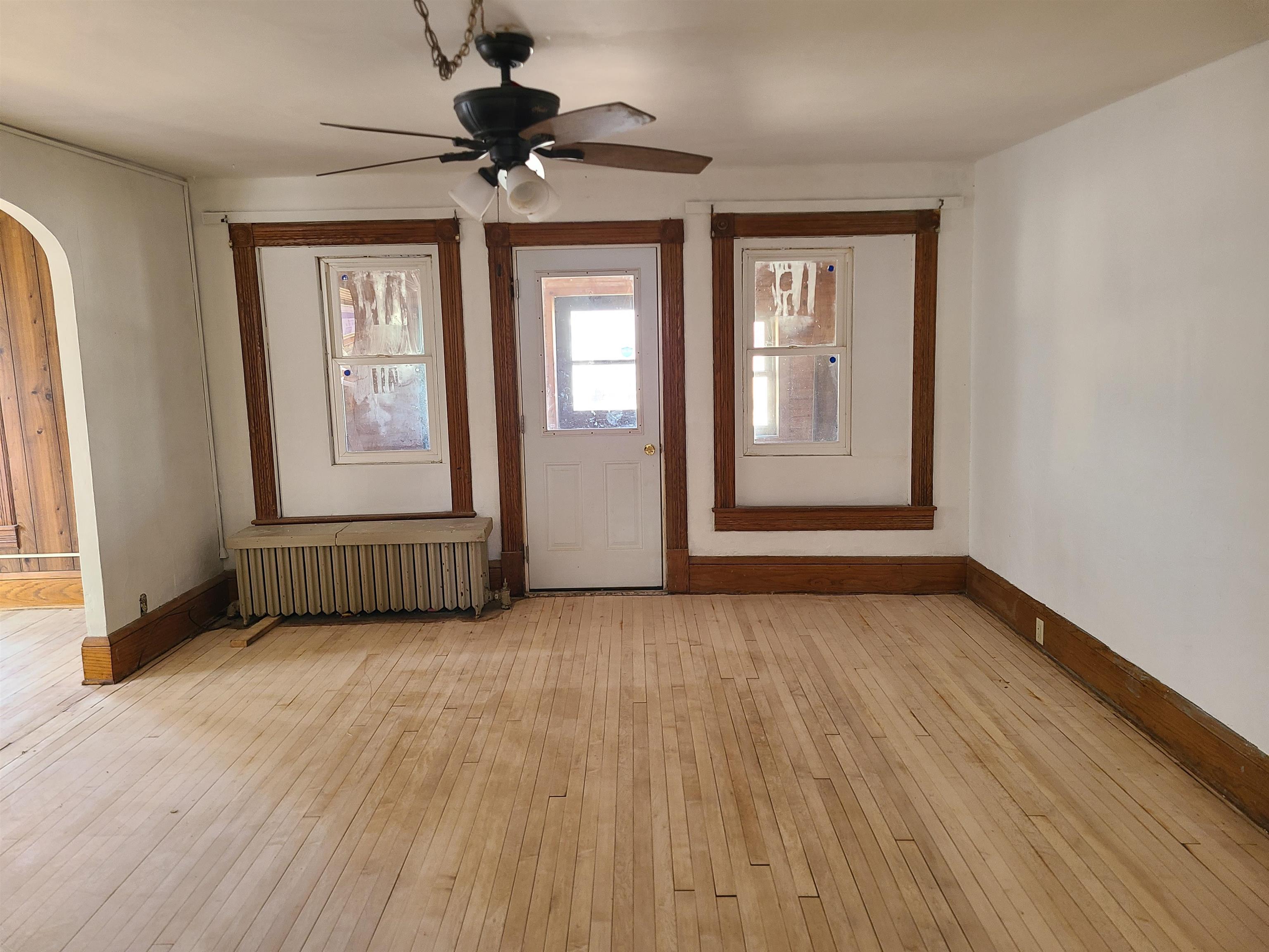 219 E LINCOLN STREET, Augusta, Wisconsin 54722, 4 Bedrooms Bedrooms, ,2 BathroomsBathrooms,Residential,For Sale,219 E LINCOLN STREET,22601247