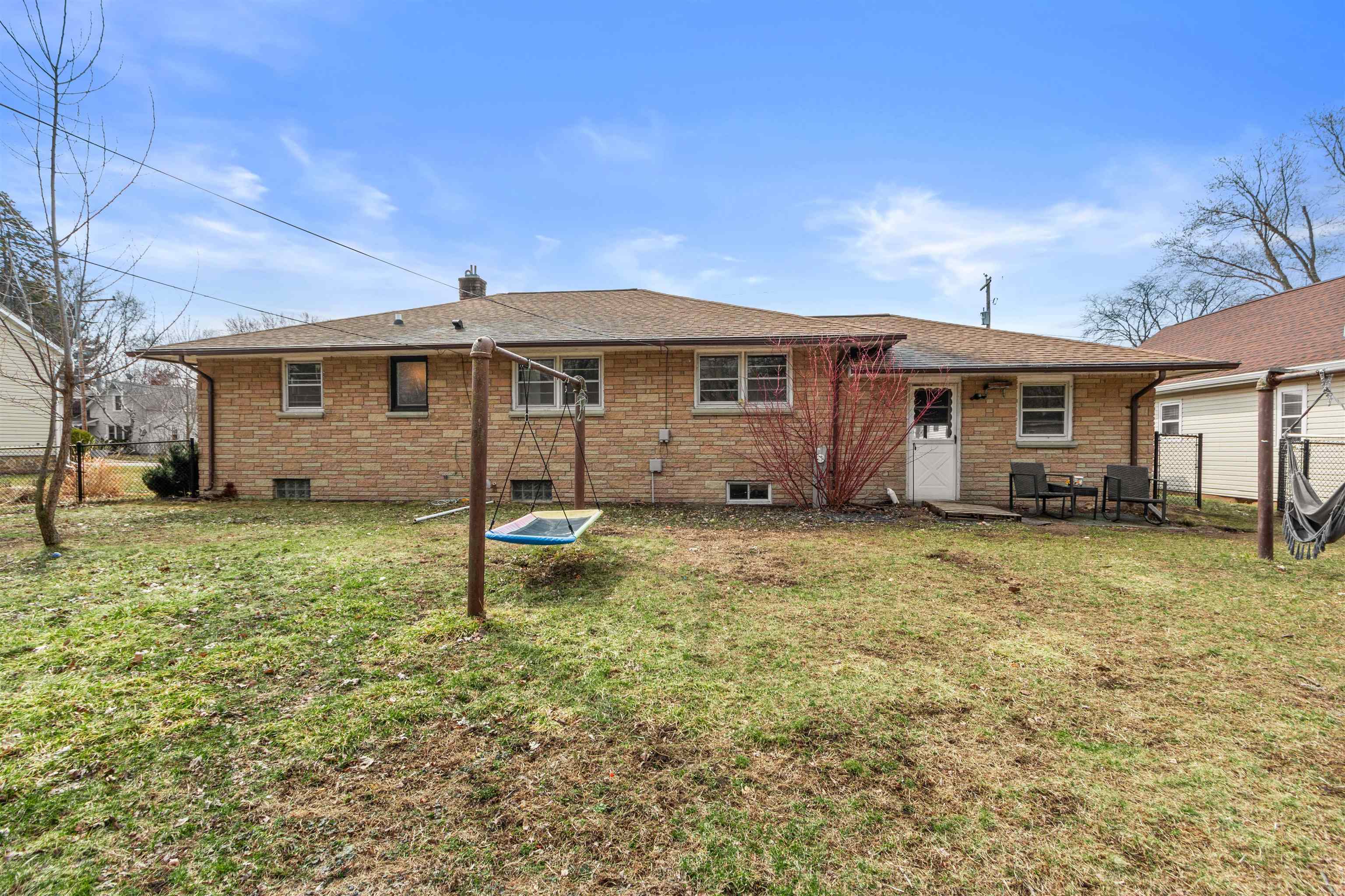 516 SIXTH AVENUE, Stevens Point, Wisconsin 54481, 3 Bedrooms Bedrooms, ,1 BathroomBathrooms,Residential,For Sale,516 SIXTH AVENUE,22601252