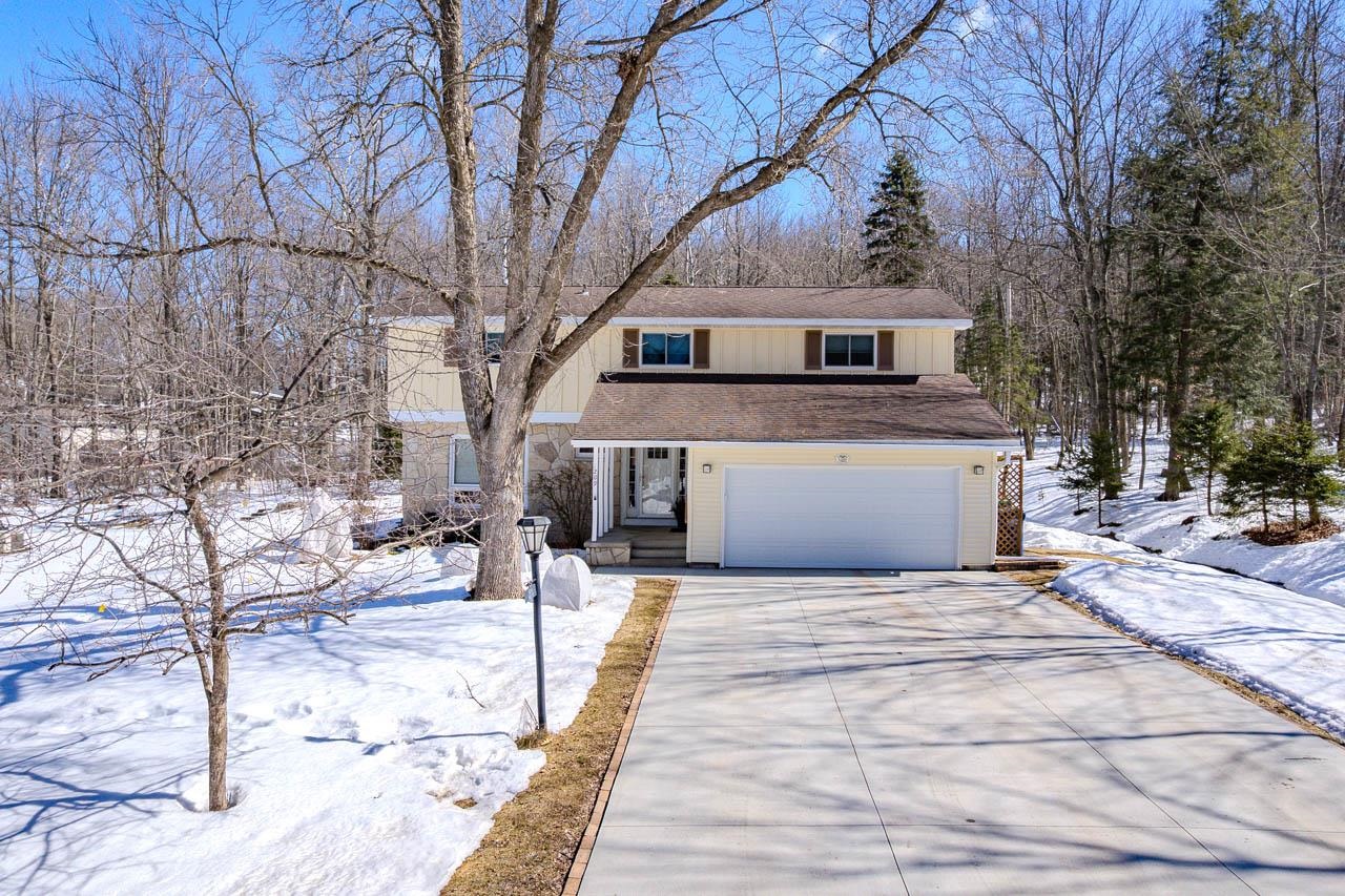 1209 N 16TH STREET, Wausau, Wisconsin 54403, 4 Bedrooms Bedrooms, ,2 BathroomsBathrooms,Residential,For Sale,1209 N 16TH STREET,22601254