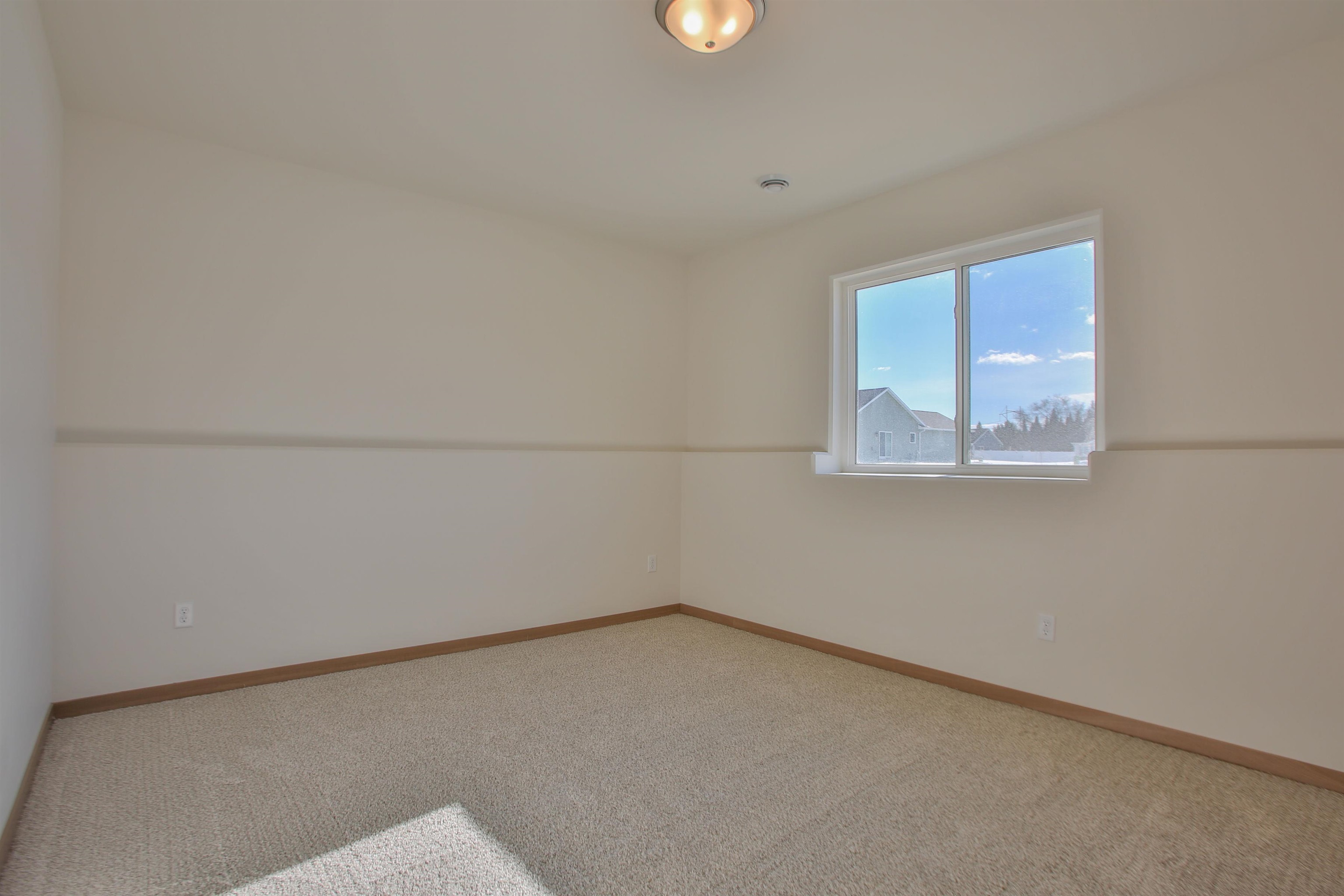 2109 S IRONWOOD AVENUE, Marshfield, Wisconsin 54449, 3 Bedrooms Bedrooms, ,2 BathroomsBathrooms,Residential,For Sale,2109 S IRONWOOD AVENUE,22601256