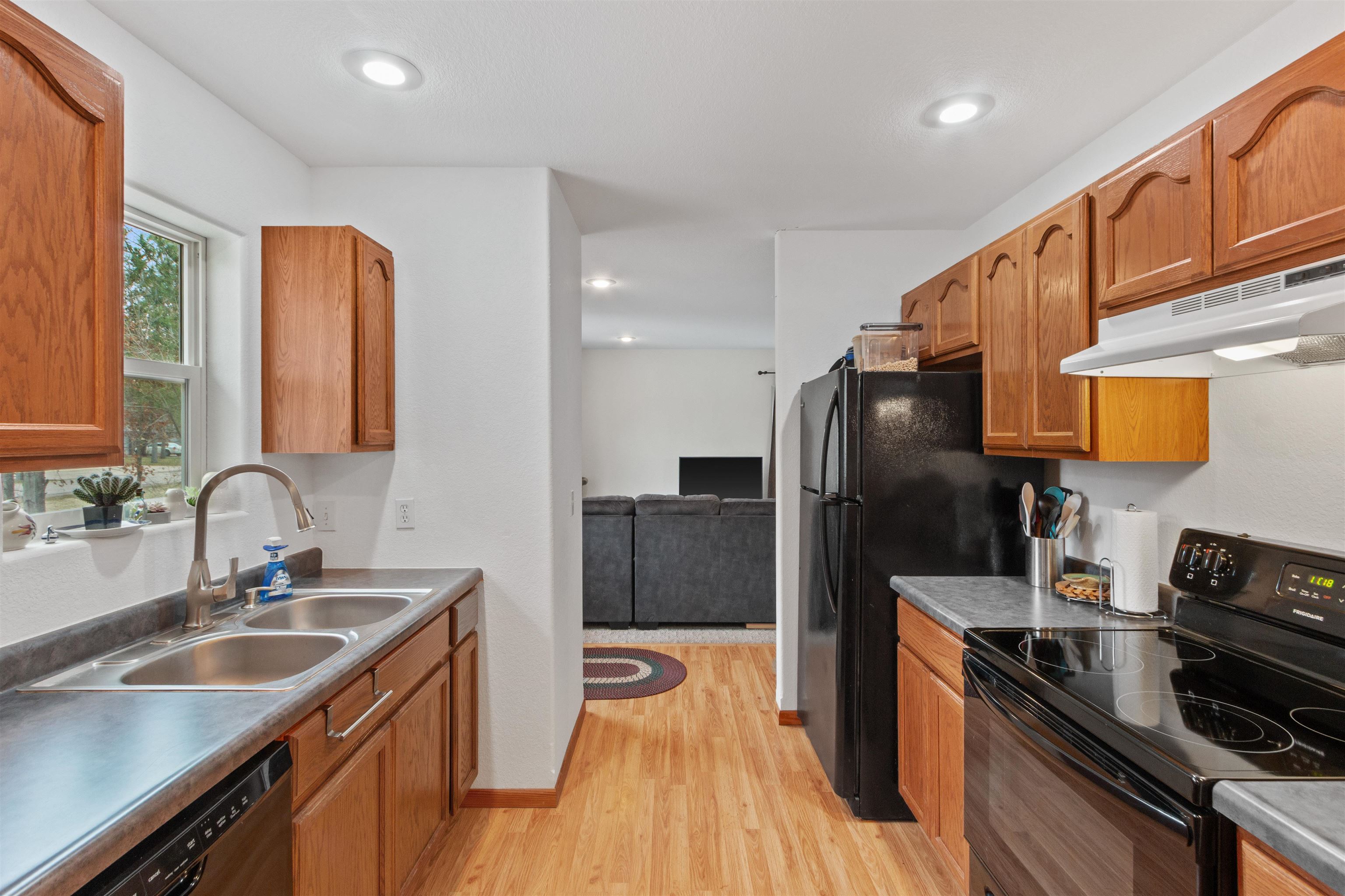 3323 ROSEWOOD DRIVE, Plover, Wisconsin 54467, 3 Bedrooms Bedrooms, ,2 BathroomsBathrooms,Residential,For Sale,3323 ROSEWOOD DRIVE,22601260