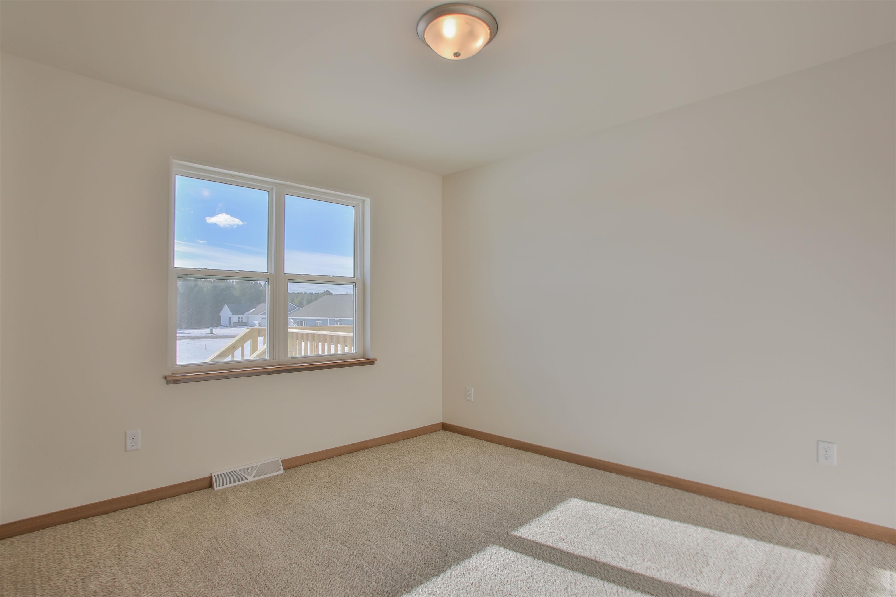 2107 S IRONWOOD AVENUE, Marshfield, Wisconsin 54449, 3 Bedrooms Bedrooms, ,2 BathroomsBathrooms,Residential,For Sale,2107 S IRONWOOD AVENUE,22601261