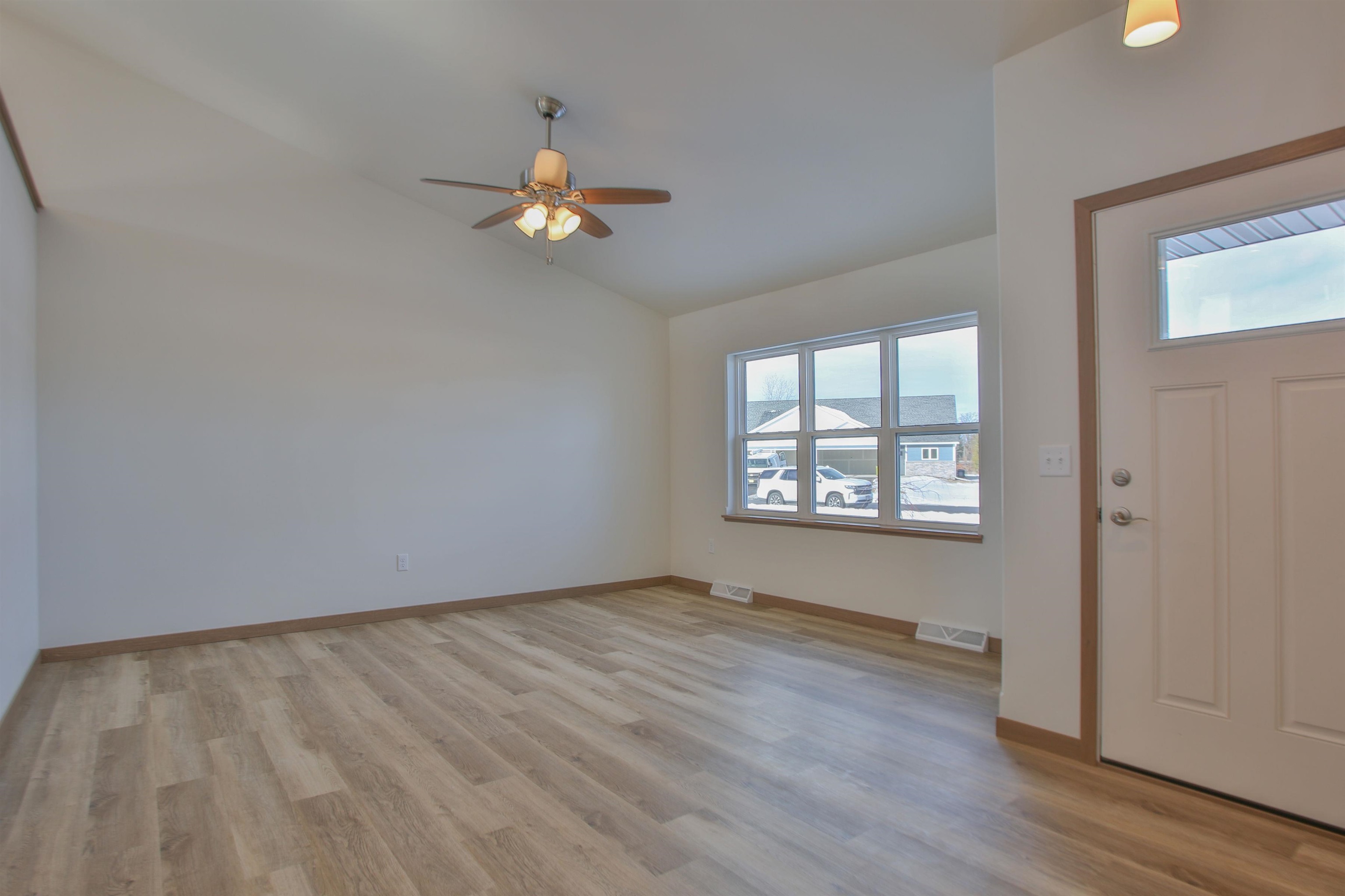 2107 S IRONWOOD AVENUE, Marshfield, Wisconsin 54449, 3 Bedrooms Bedrooms, ,2 BathroomsBathrooms,Residential,For Sale,2107 S IRONWOOD AVENUE,22601261