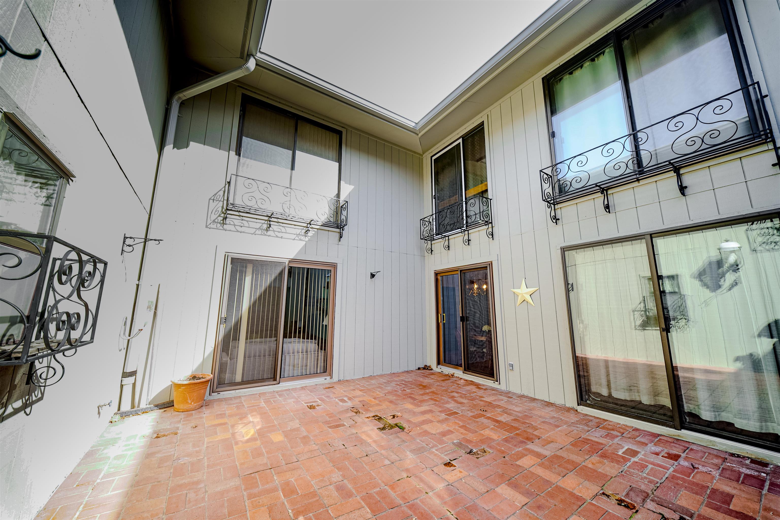 3625 N 6TH STREET, Wausau, Wisconsin 54403, 2 Bedrooms Bedrooms, 24 Rooms Rooms,2 BathroomsBathrooms,Residential,For Sale,3625 N 6TH STREET,22601262