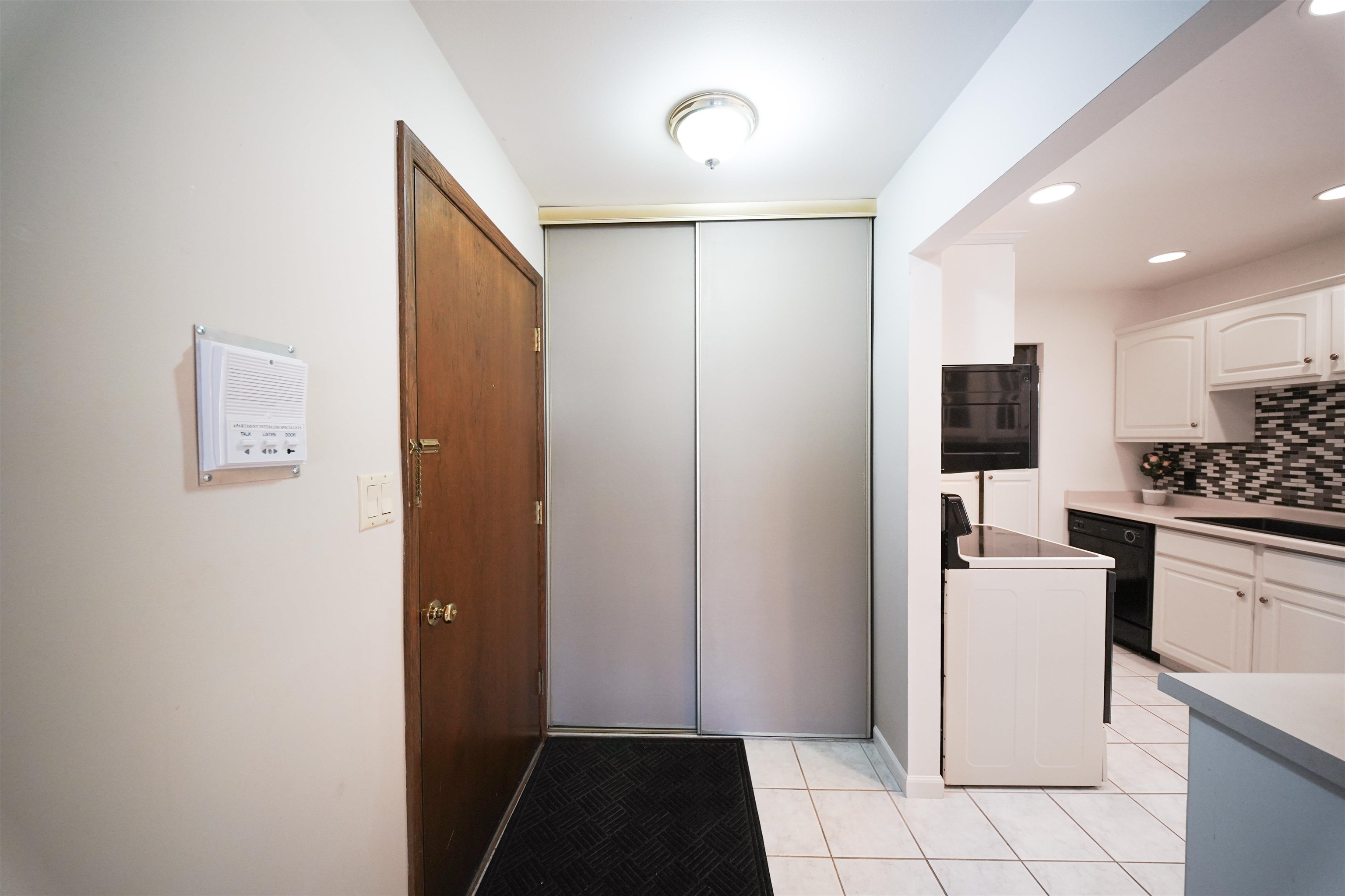 3625 N 6TH STREET, Wausau, Wisconsin 54403, 2 Bedrooms Bedrooms, 24 Rooms Rooms,2 BathroomsBathrooms,Residential,For Sale,3625 N 6TH STREET,22601262