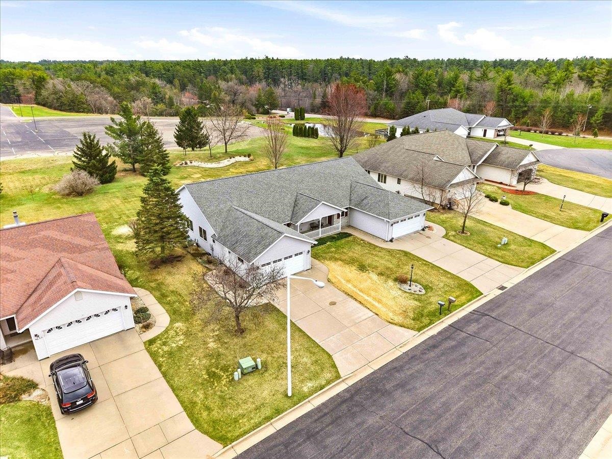 4641 RIDGEVIEW COURT, Wisconsin Rapids, Wisconsin 54494, 2 Bedrooms Bedrooms, ,3 BathroomsBathrooms,Residential,For Sale,4641 RIDGEVIEW COURT,22601263