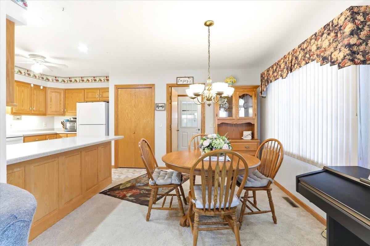 4641 RIDGEVIEW COURT, Wisconsin Rapids, Wisconsin 54494, 2 Bedrooms Bedrooms, ,3 BathroomsBathrooms,Residential,For Sale,4641 RIDGEVIEW COURT,22601263