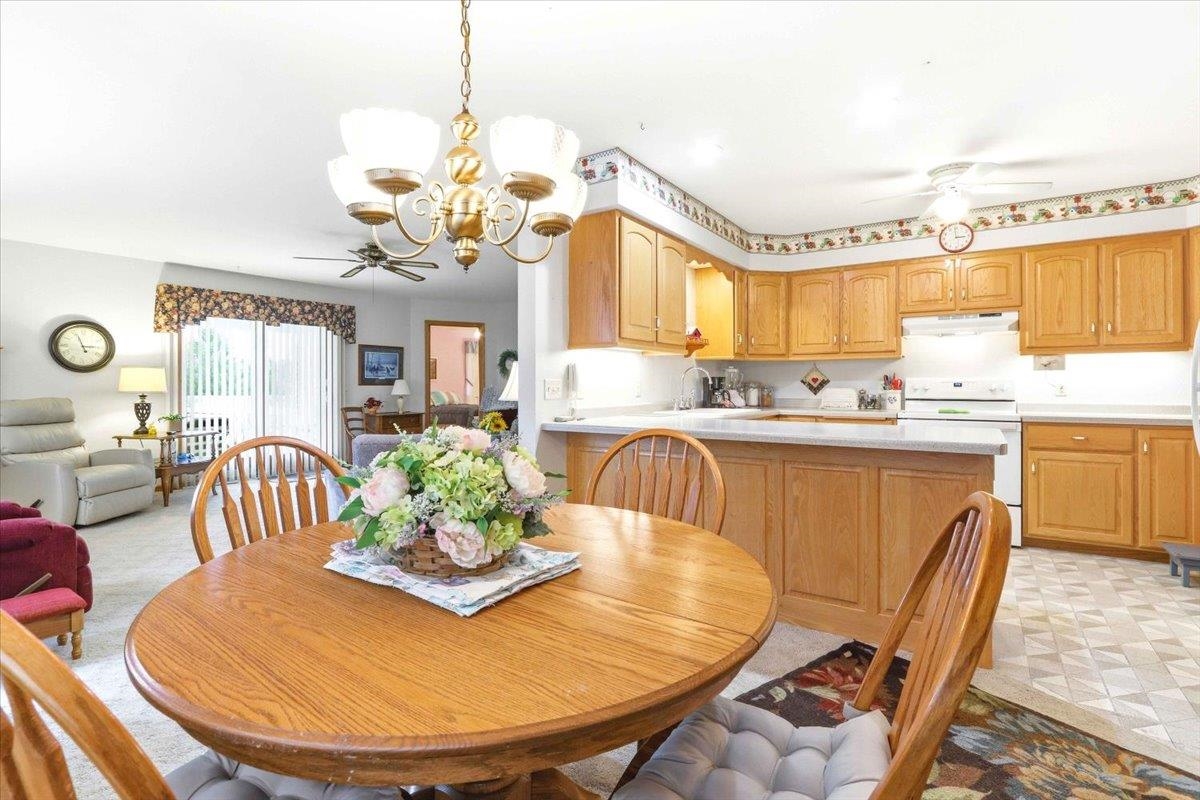 4641 RIDGEVIEW COURT, Wisconsin Rapids, Wisconsin 54494, 2 Bedrooms Bedrooms, ,3 BathroomsBathrooms,Residential,For Sale,4641 RIDGEVIEW COURT,22601263